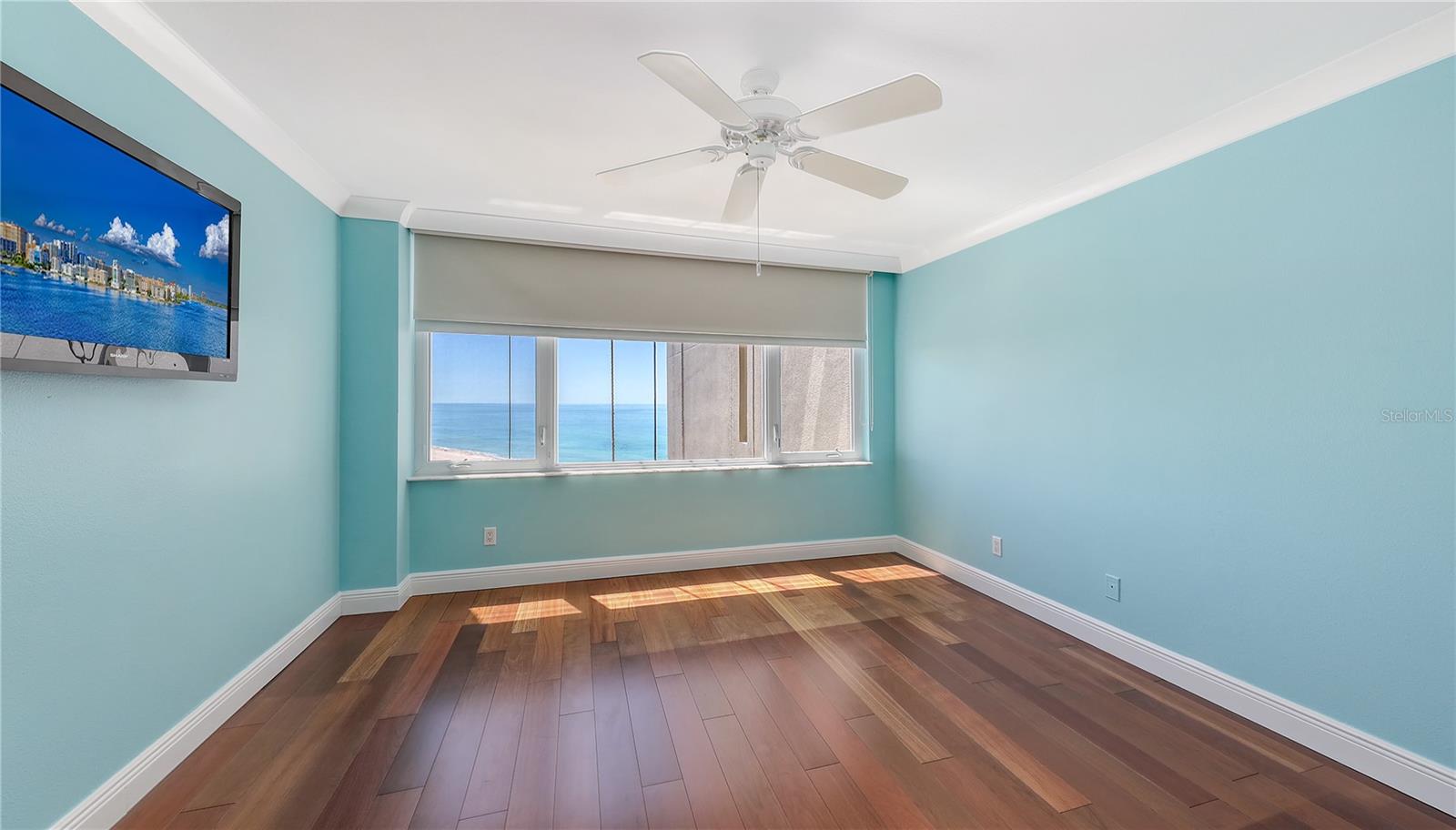 BEACHES OF LONGBOAT KEY PH-1 - Residential