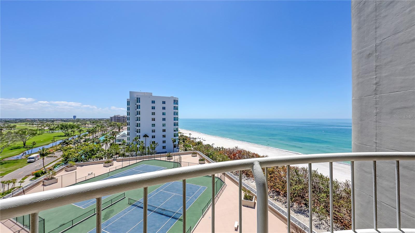 BEACHES OF LONGBOAT KEY PH-1 - Residential