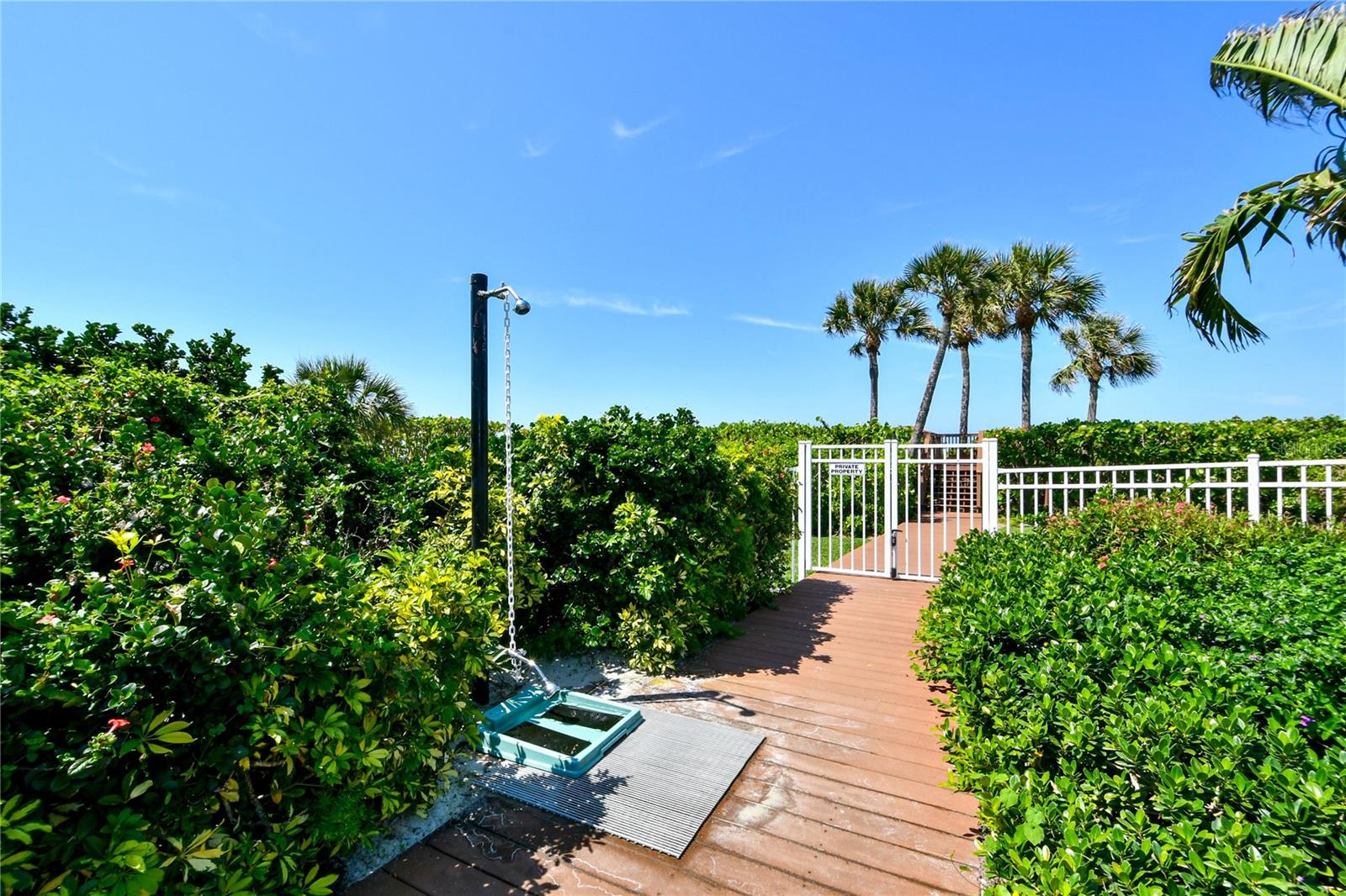 BEACHES OF LONGBOAT KEY PH-1 - Residential