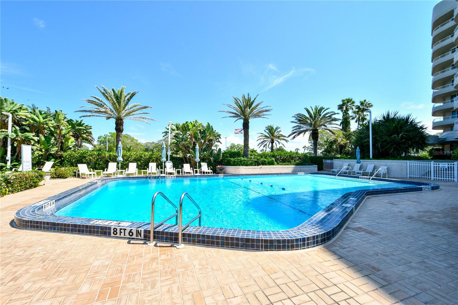 BEACHES OF LONGBOAT KEY PH-1 - Residential
