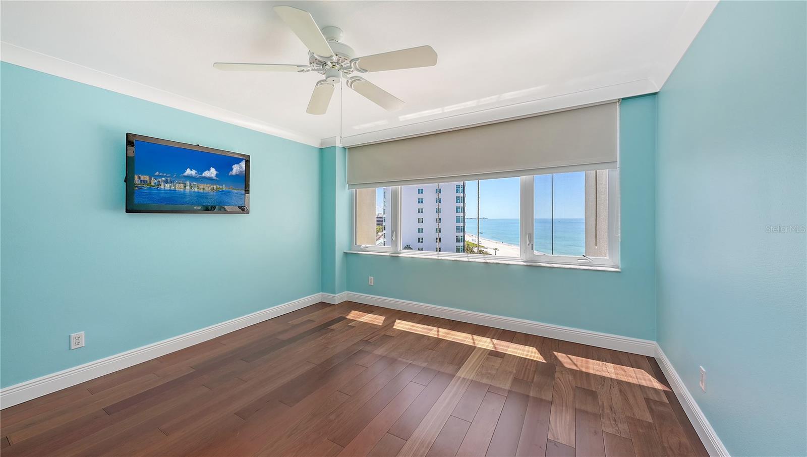 BEACHES OF LONGBOAT KEY PH-1 - Residential