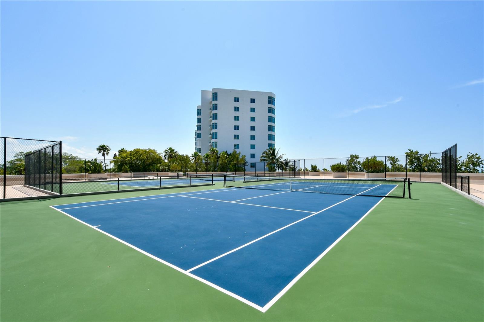 BEACHES OF LONGBOAT KEY PH-1 - Residential