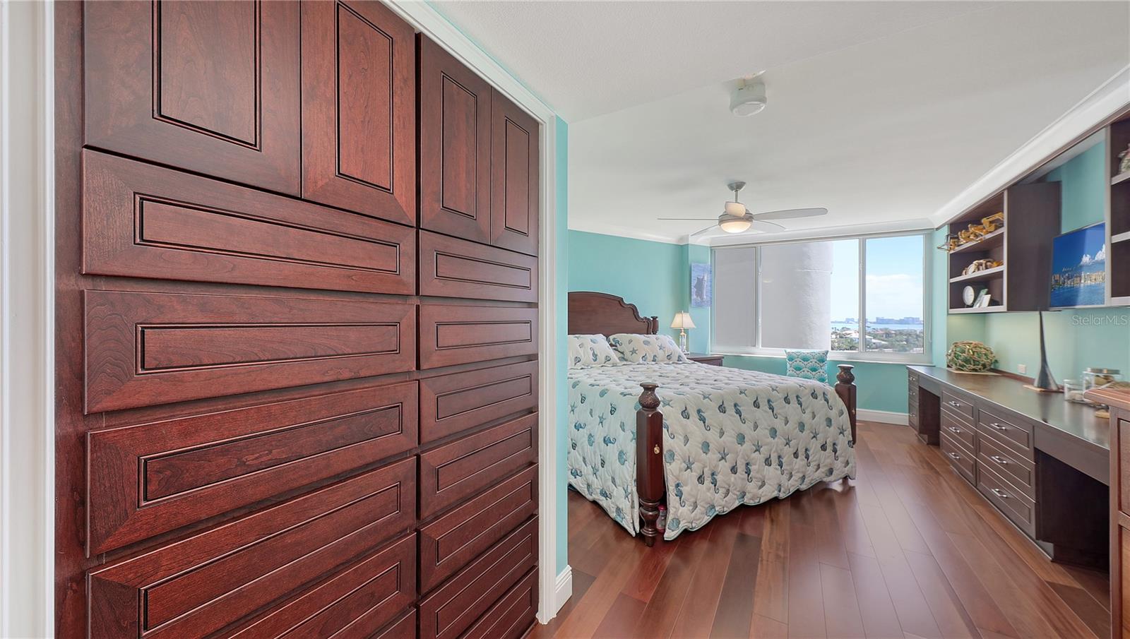 BEACHES OF LONGBOAT KEY PH-1 - Residential