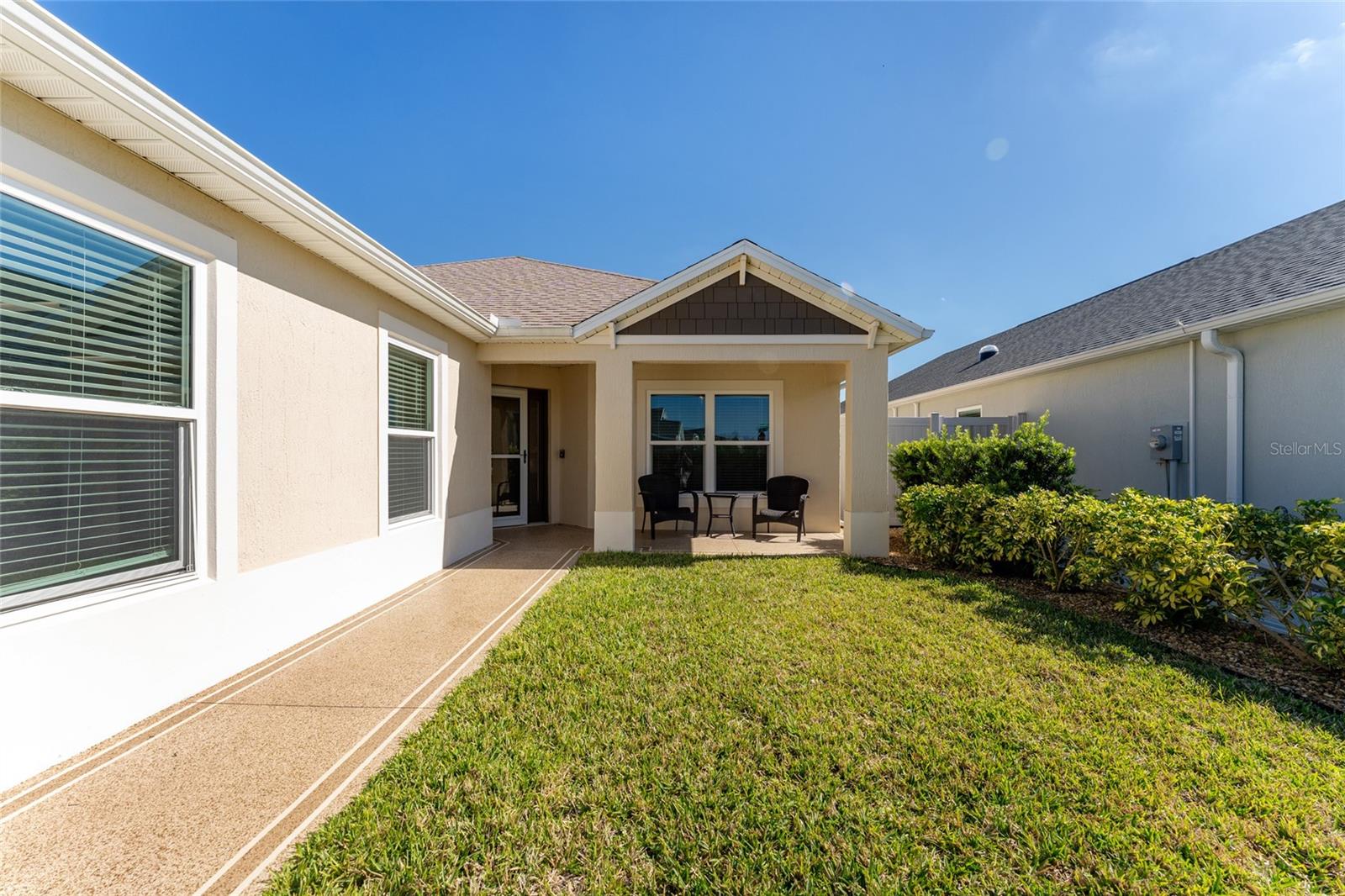 VILLAGES/SOUTHERN OAKS UN 76 - Residential