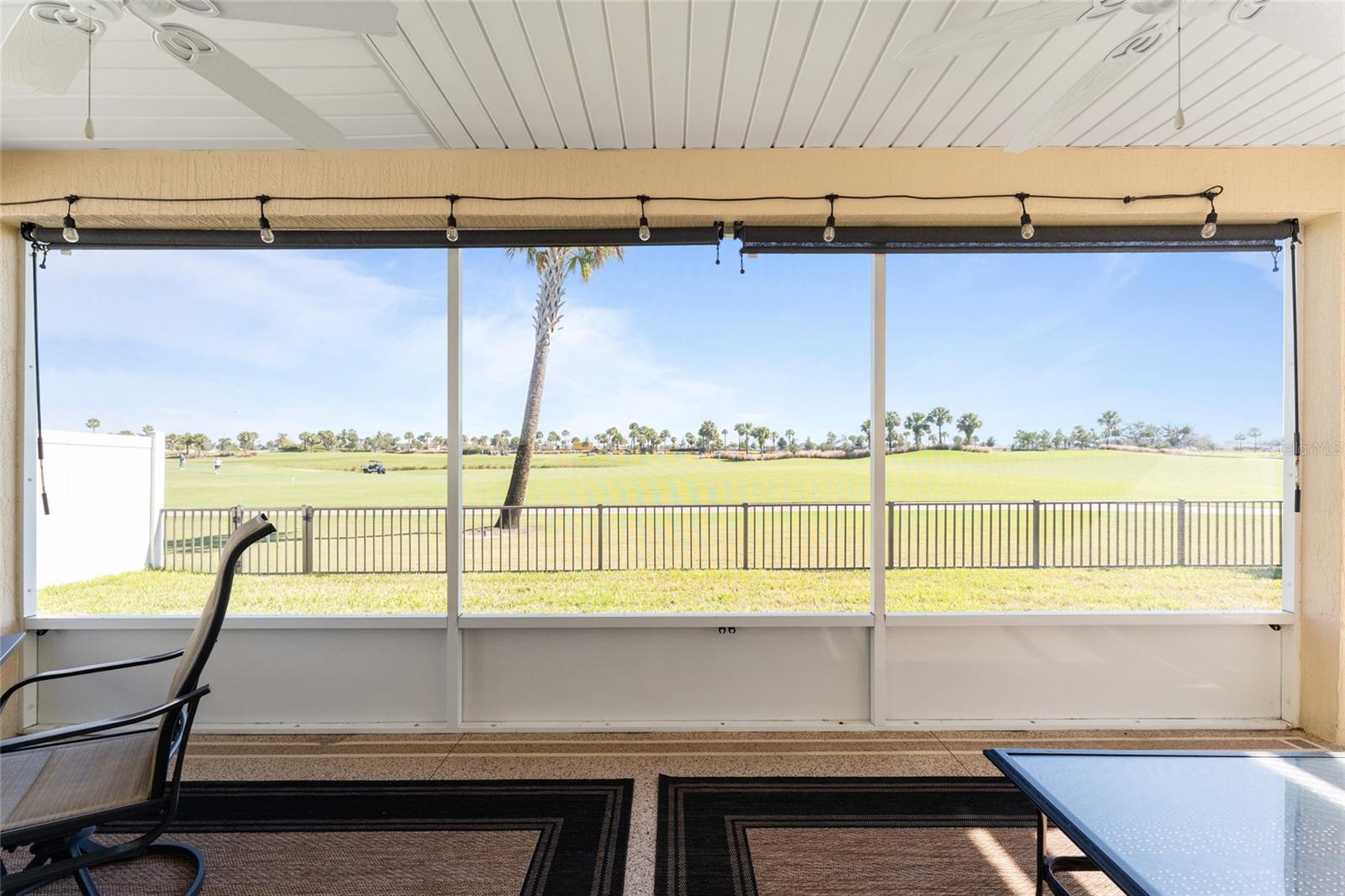 VILLAGES/SOUTHERN OAKS UN 76 - Residential