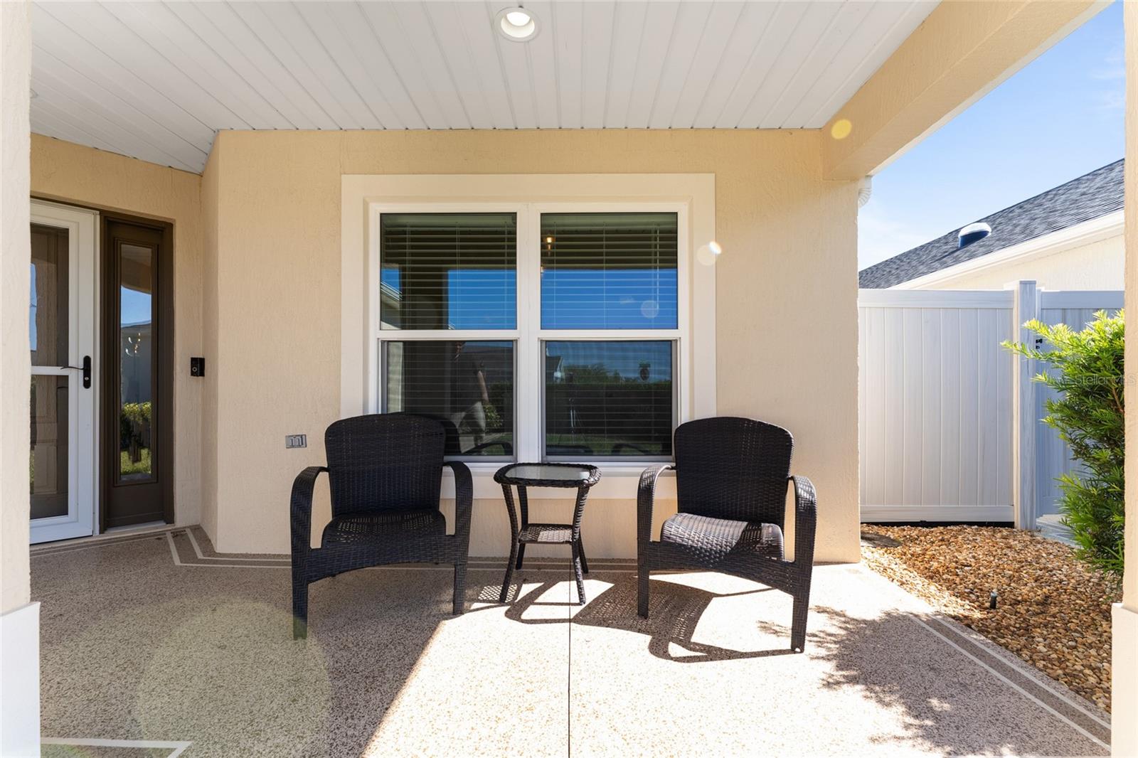 VILLAGES/SOUTHERN OAKS UN 76 - Residential