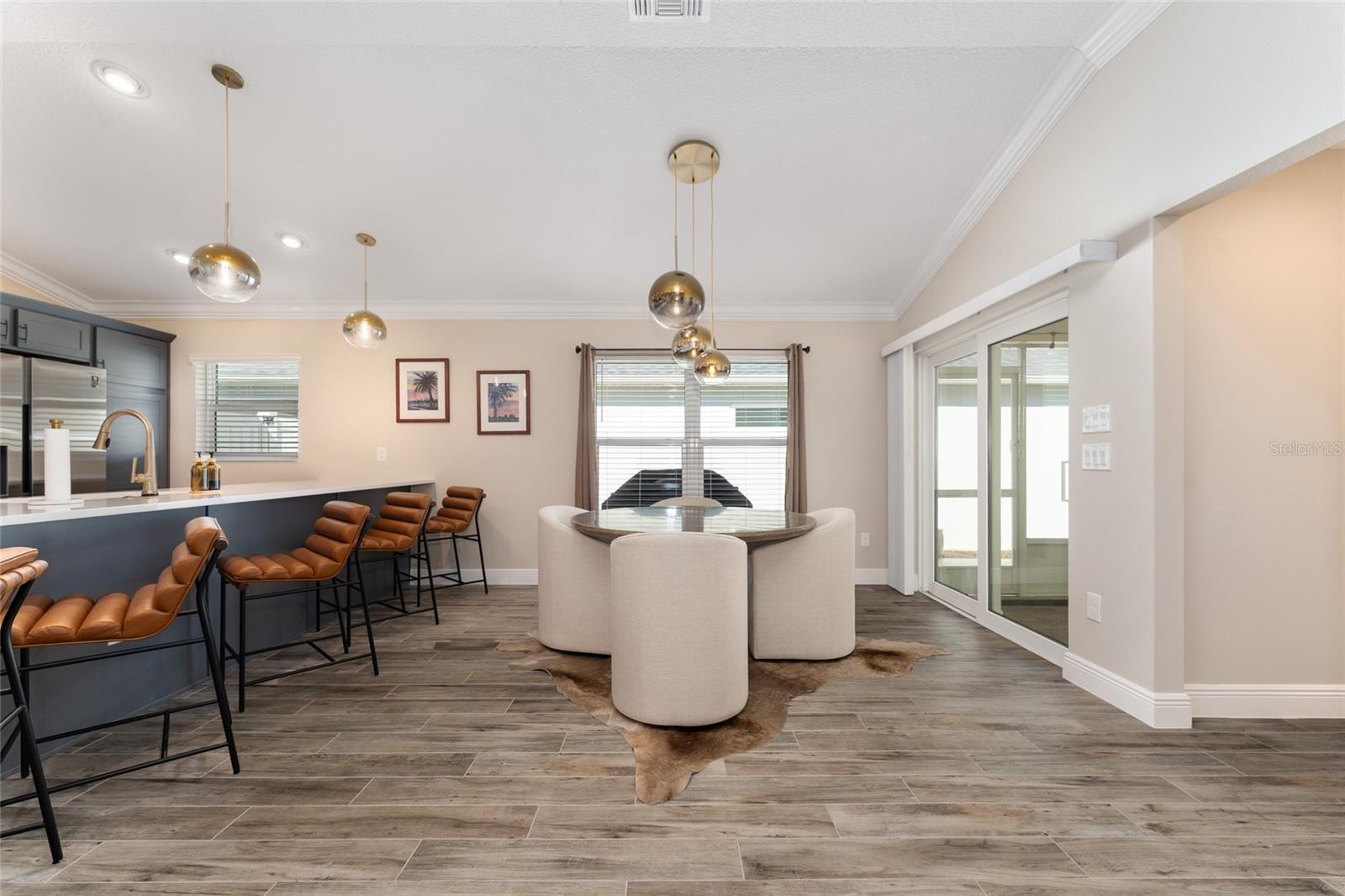 VILLAGES/SOUTHERN OAKS UN 76 - Residential