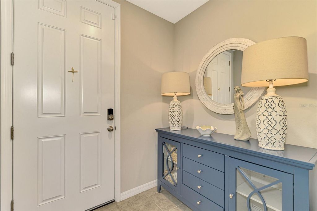 Photo of 5860 Ocean Isle Drive, Nokomis, FL 34275 (MLS # N6140931)