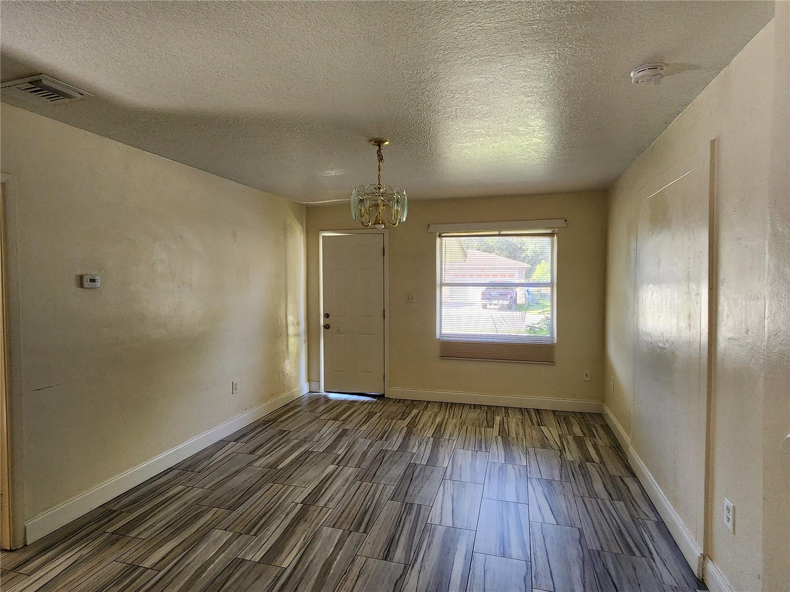 FLA LAND & IMP CO - Residential Lease