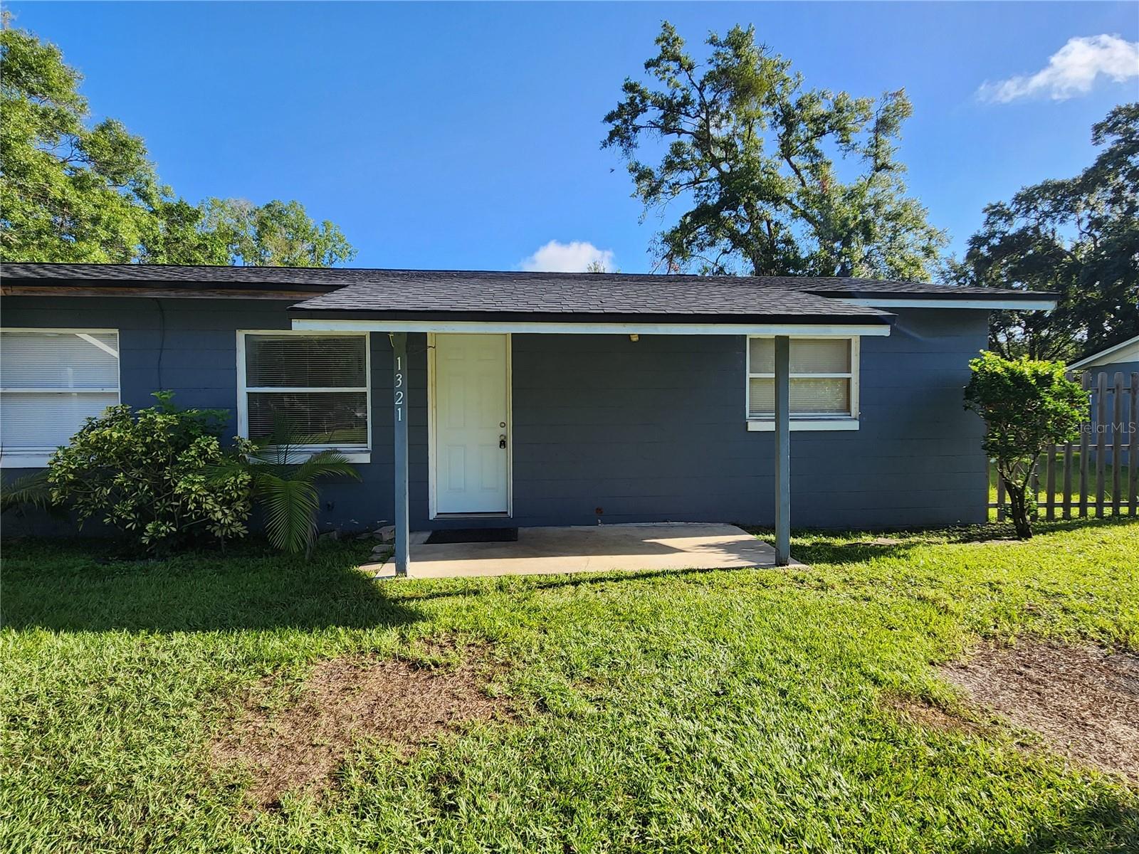 FLA LAND & IMP CO - Residential Lease