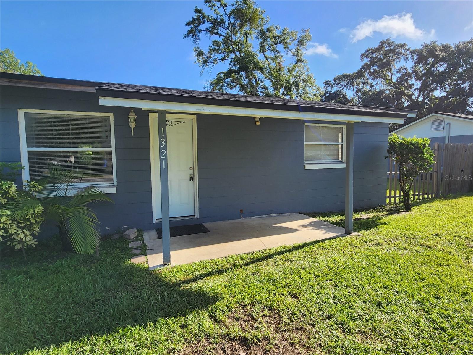 FLA LAND & IMP CO - Residential Lease