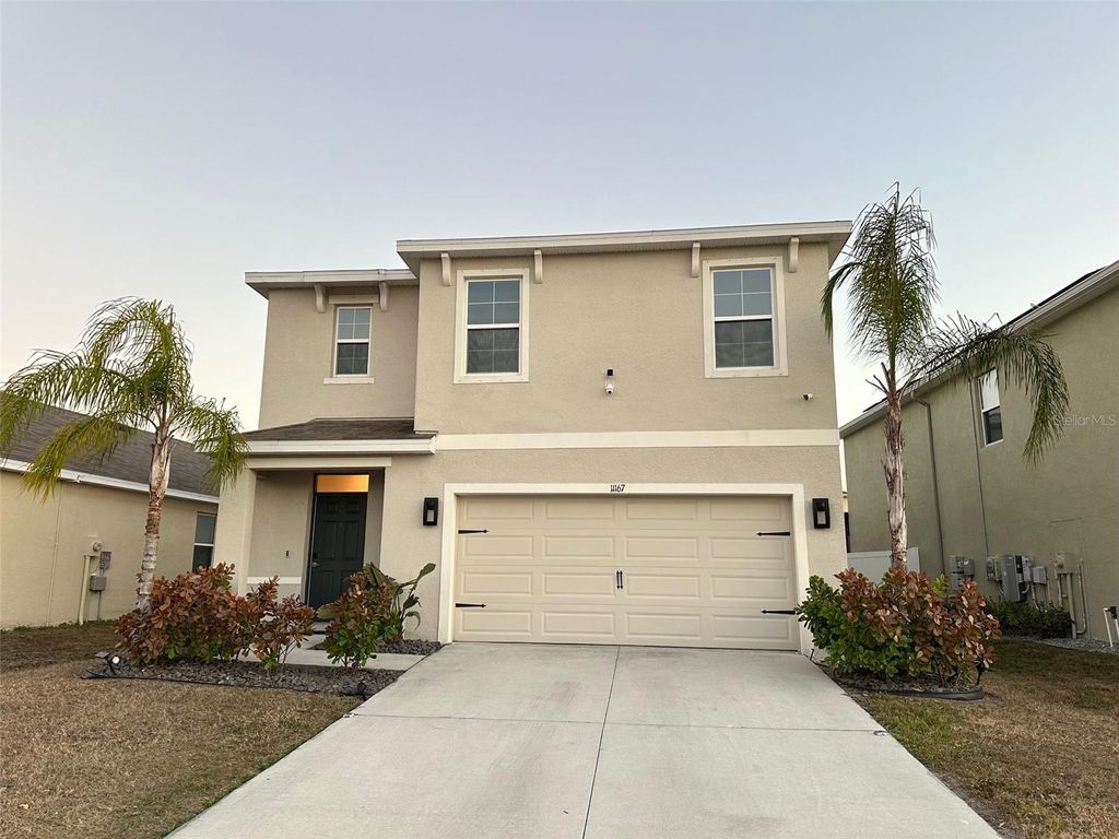 Photo of 11167 Leland Groves Drive, Riverview, FL 33579 (MLS # TB8476437)