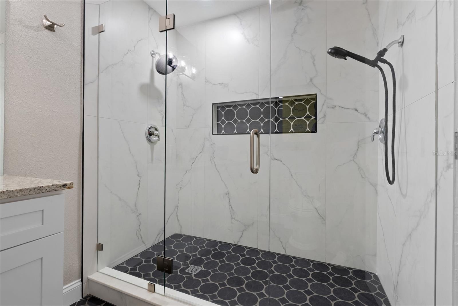 SHELL POINT SUB - Residential