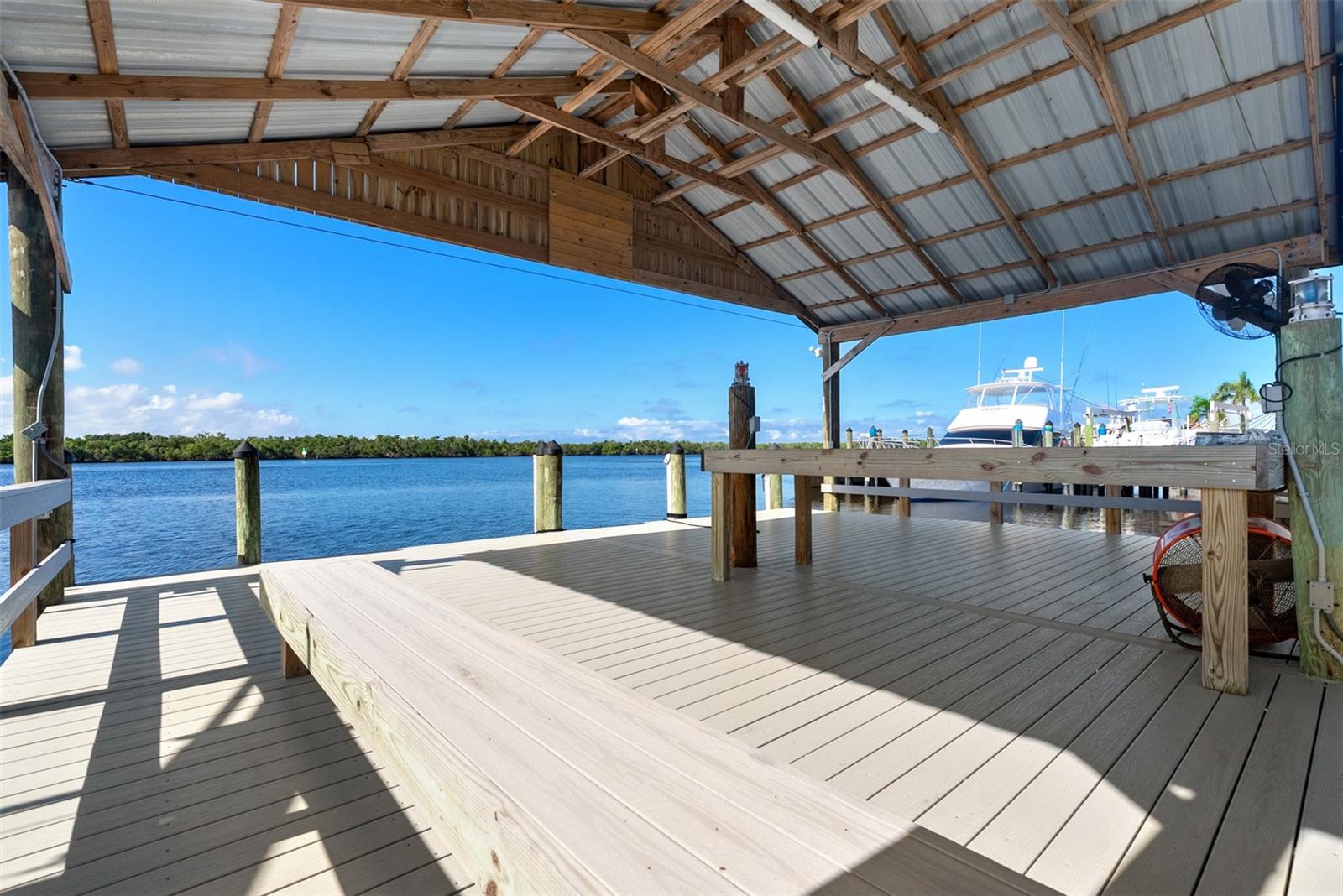 3422 W SHELL POINT ROAD