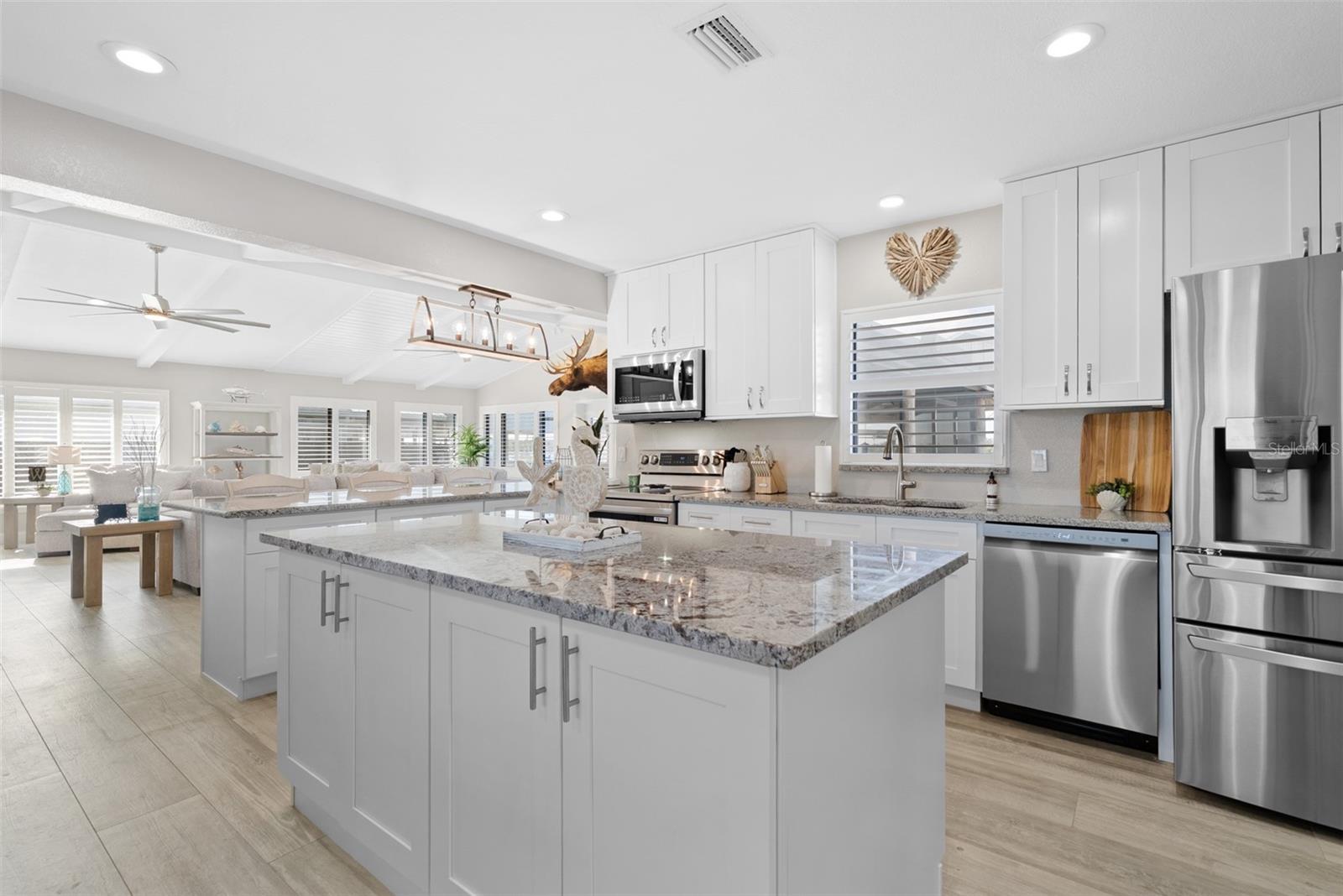 SHELL POINT SUB - Residential