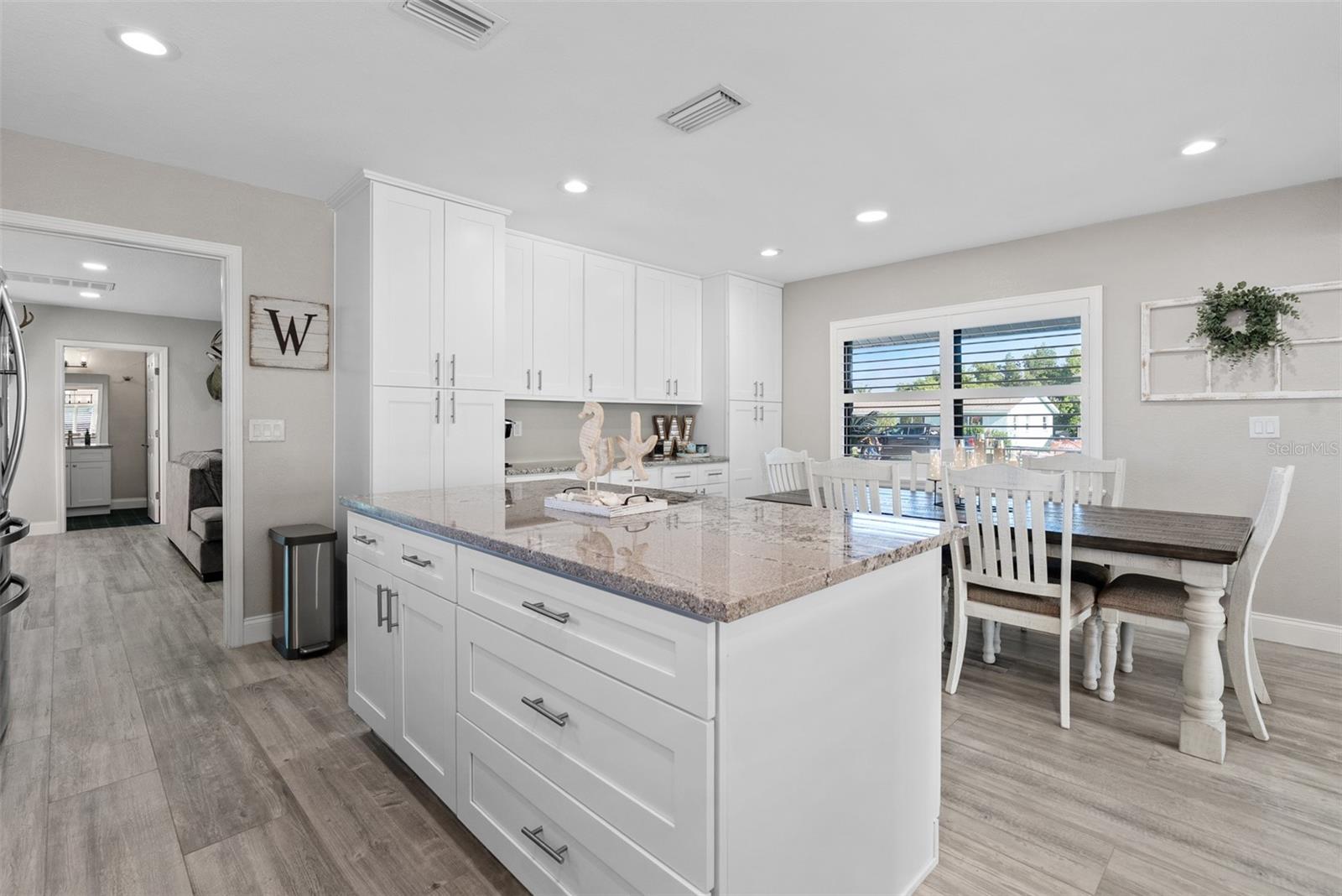 SHELL POINT SUB - Residential