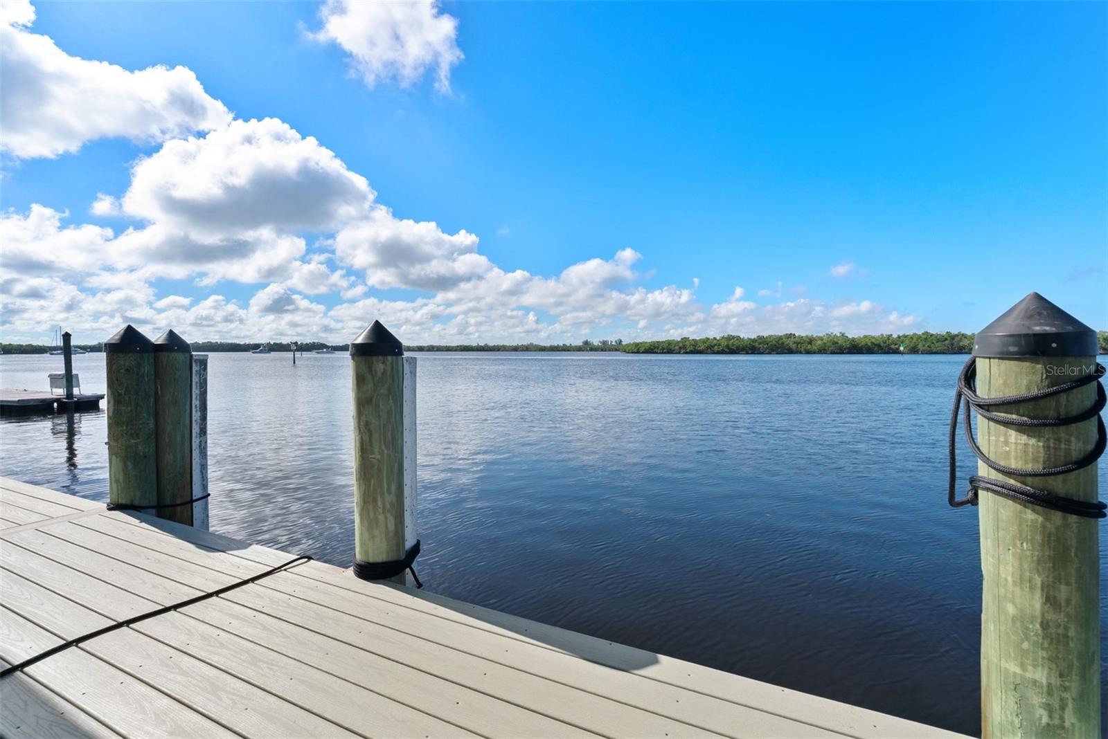 SHELL POINT SUB - Residential