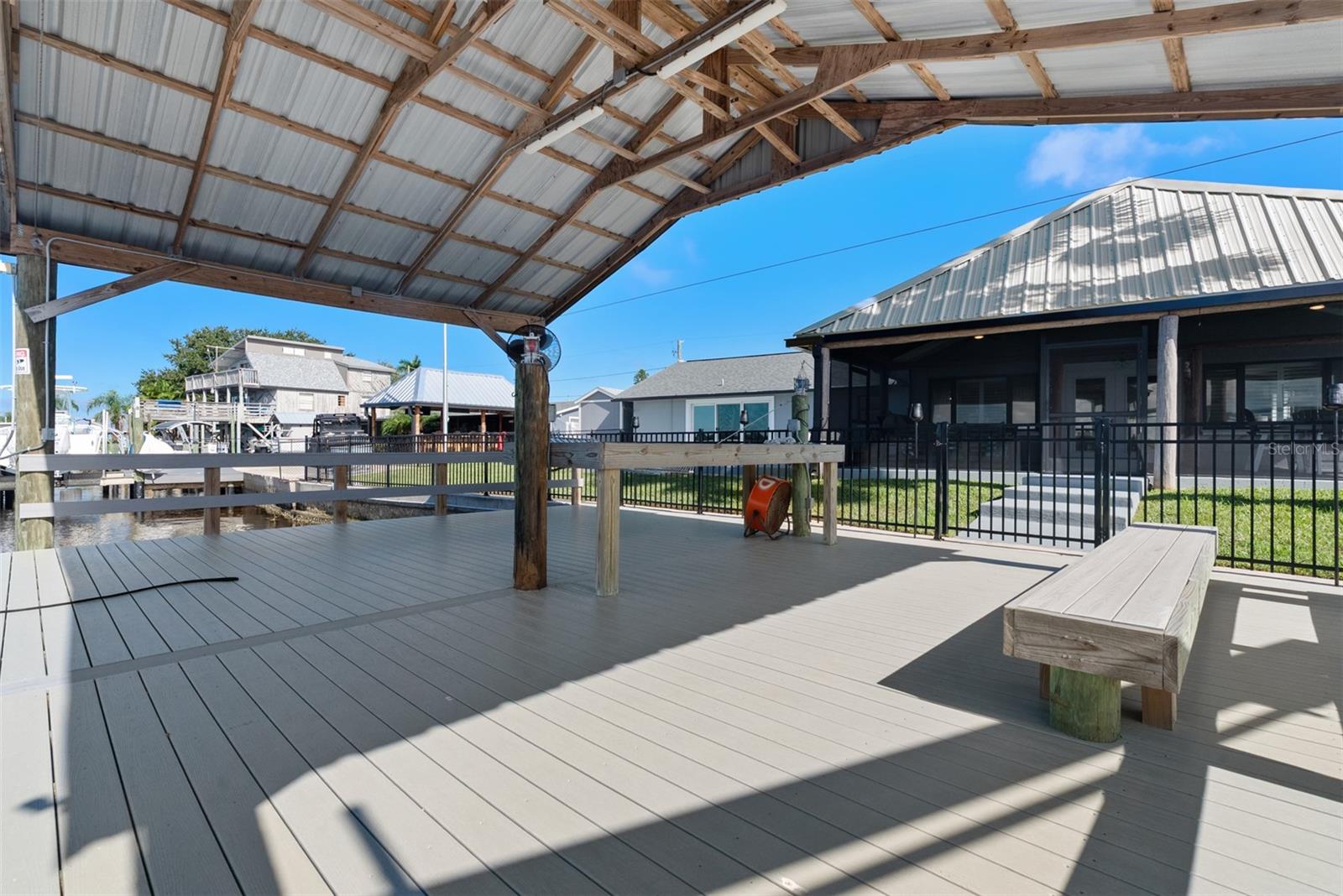 SHELL POINT SUB - Residential