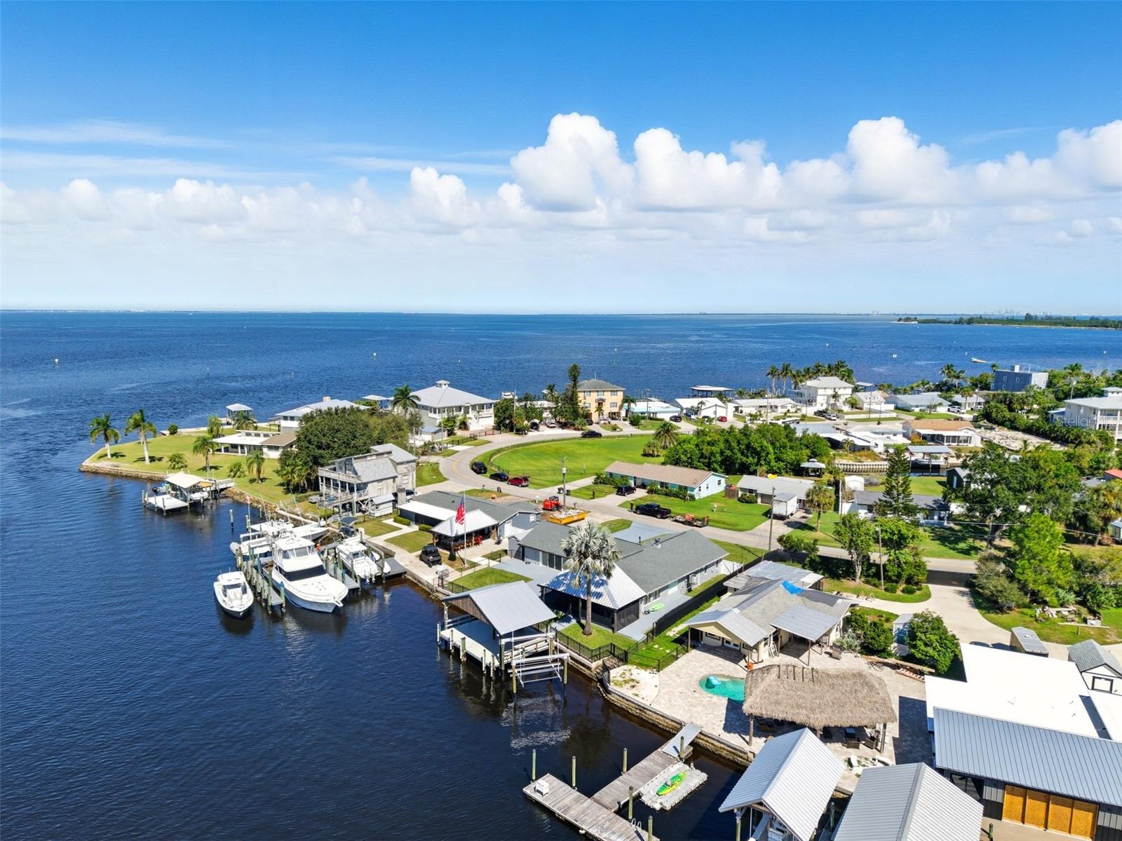 SHELL POINT SUB - Residential