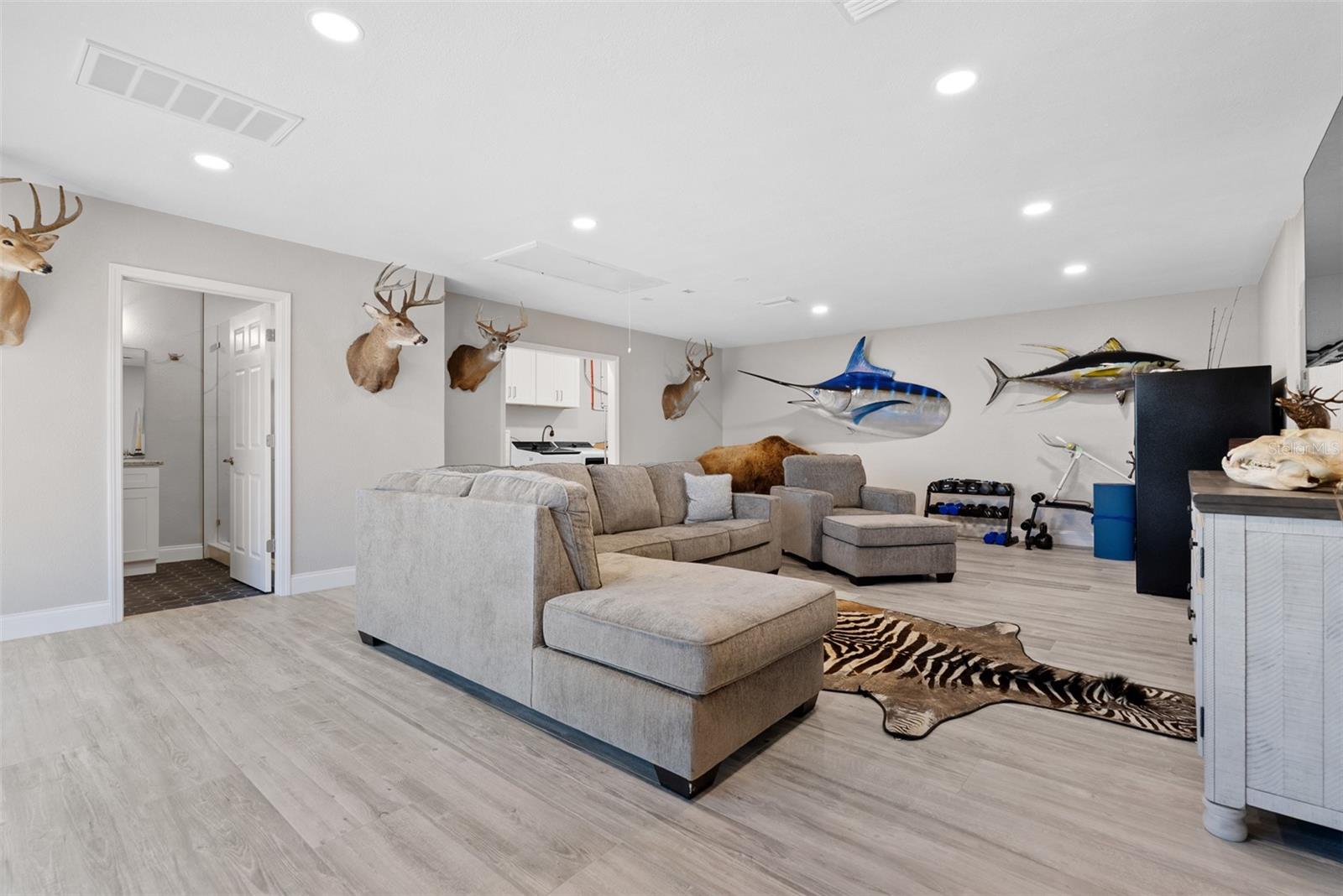 SHELL POINT SUB - Residential