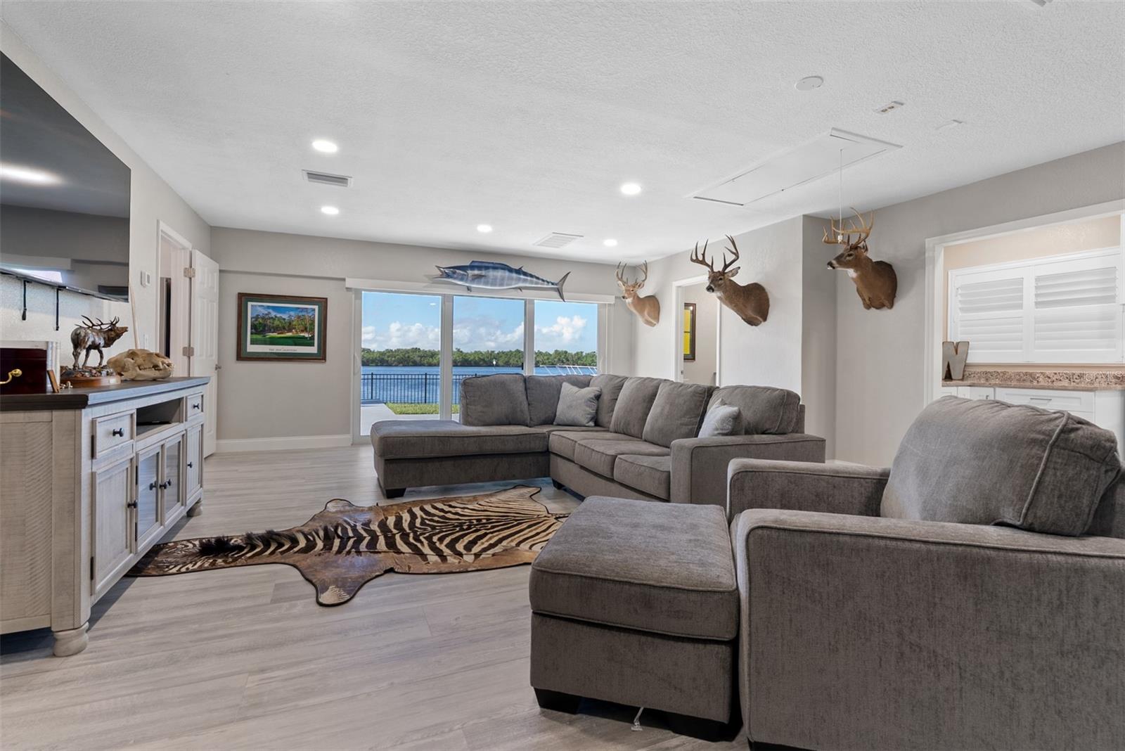 SHELL POINT SUB - Residential