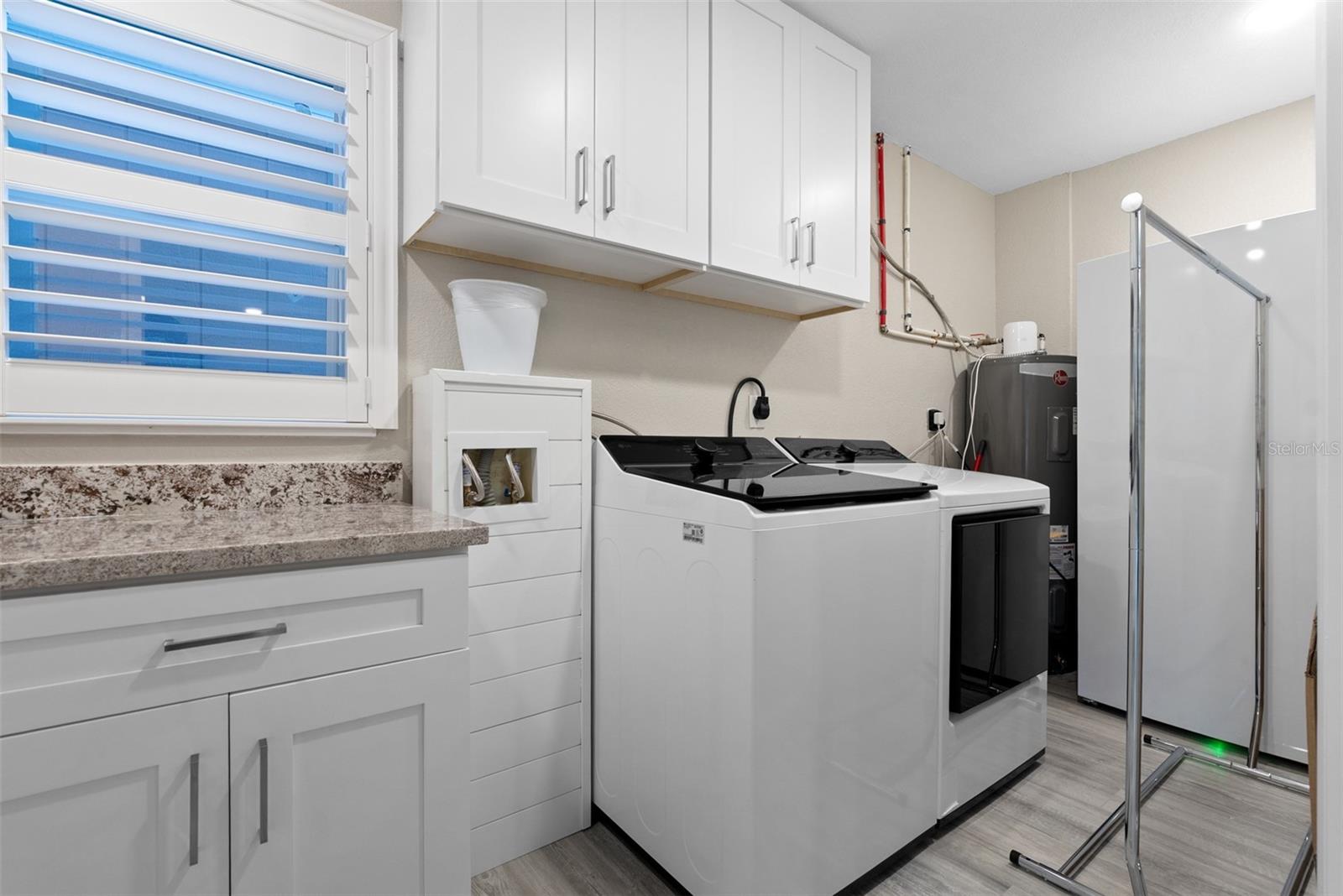 SHELL POINT SUB - Residential