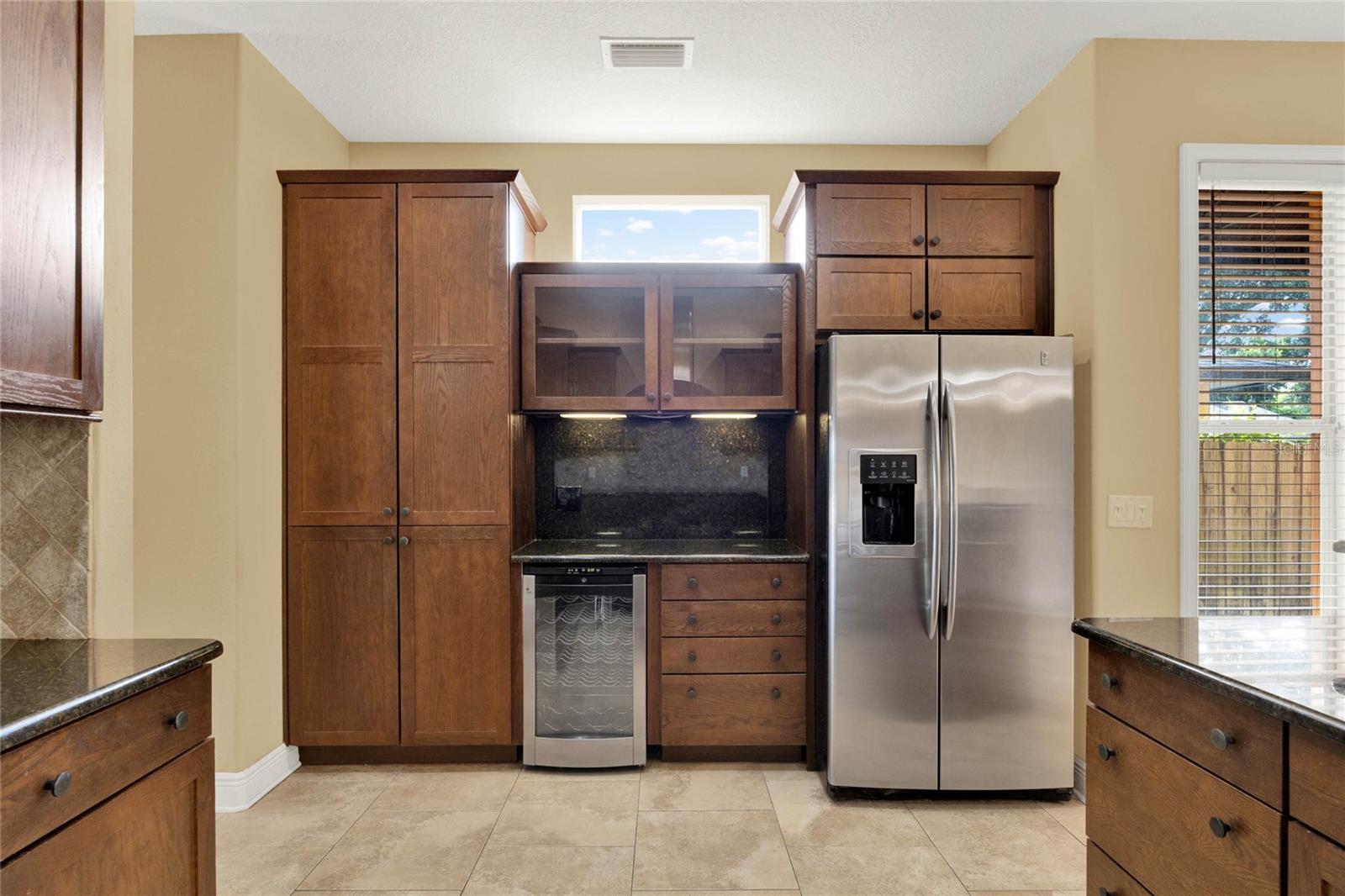 SEVILLE PARK - Residential Lease