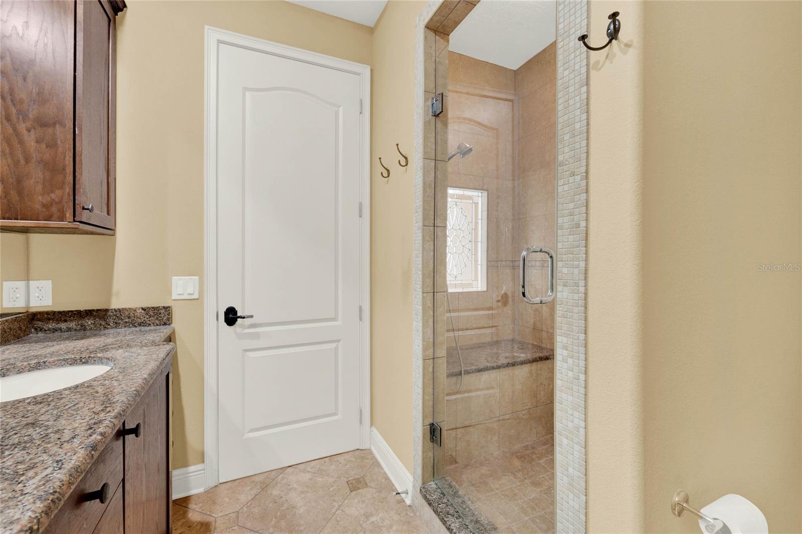 SEVILLE PARK - Residential Lease