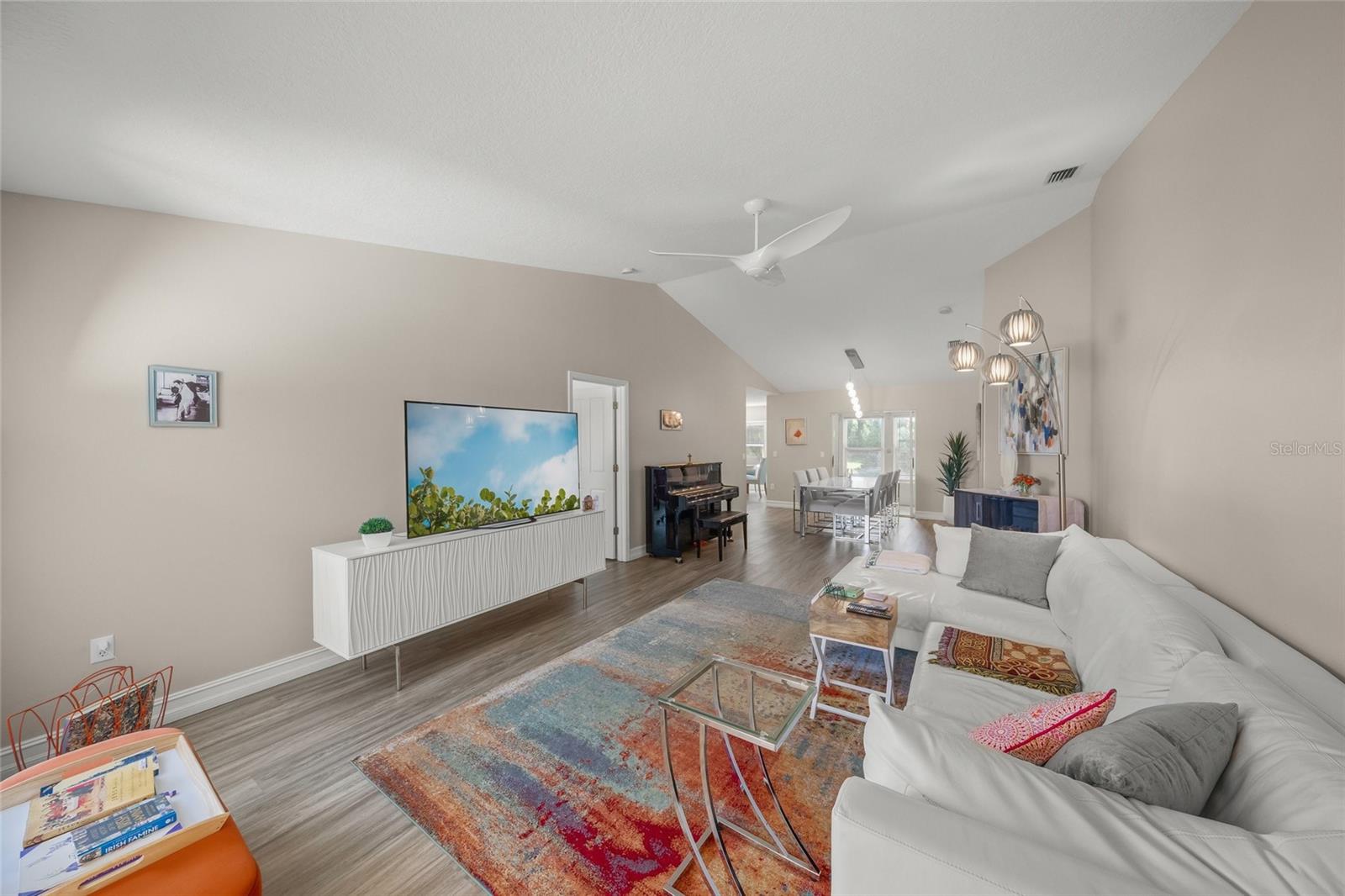 ASHWOOD - Residential