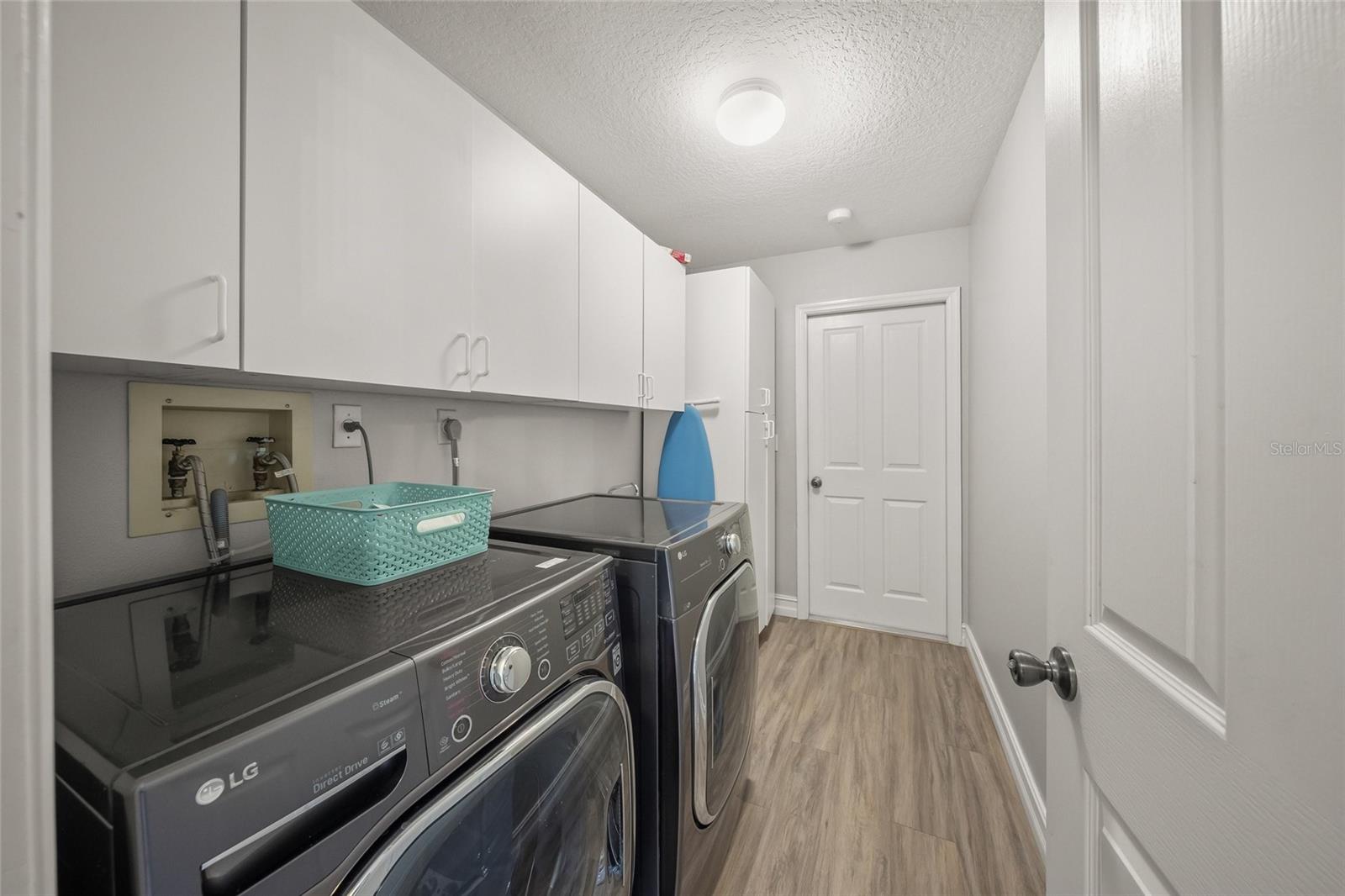 ASHWOOD - Residential