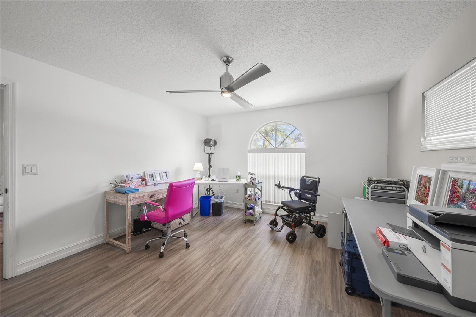 ASHWOOD - Residential