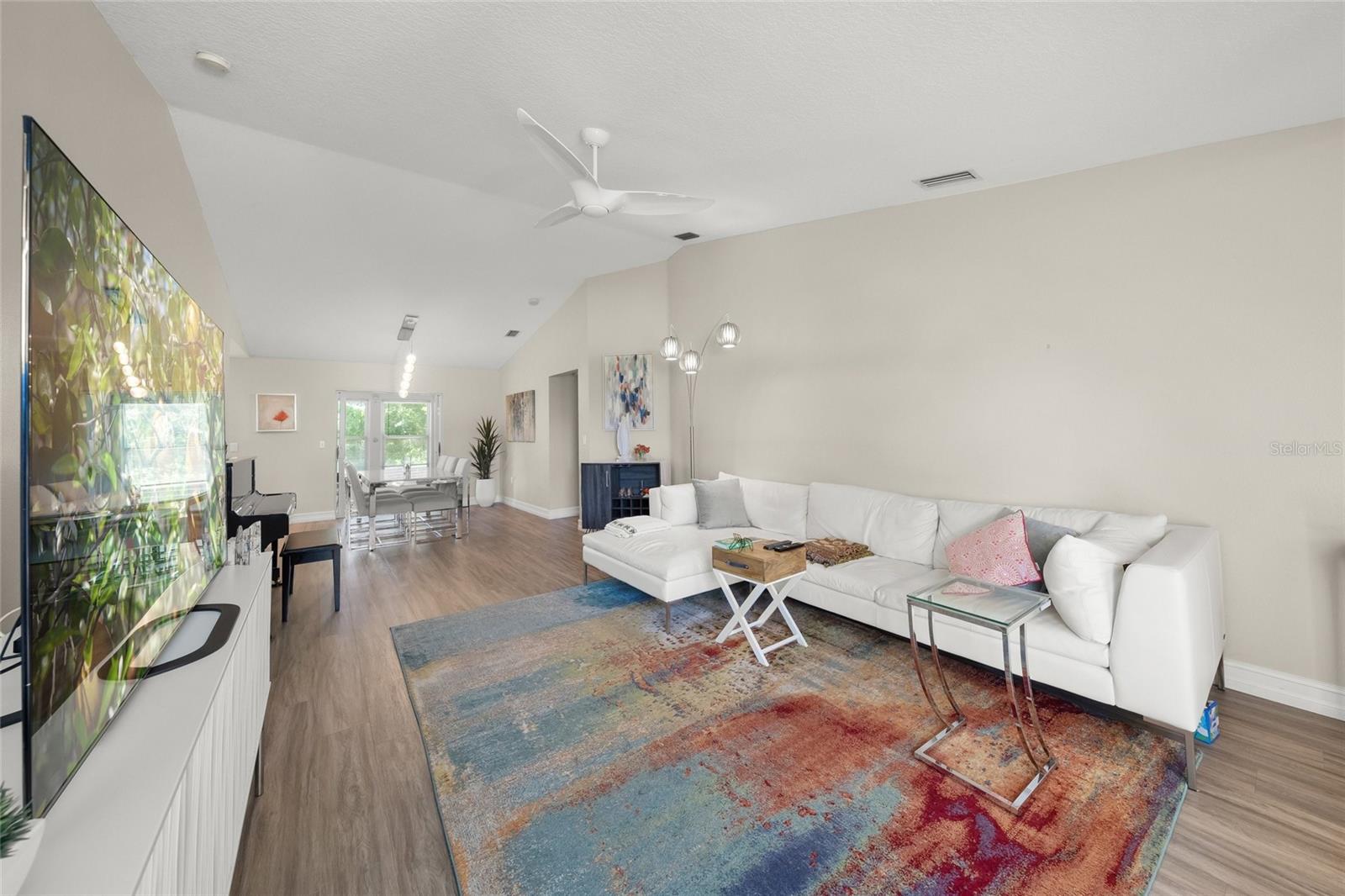 ASHWOOD - Residential