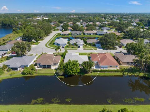 Photo of 5242 Old Ashwood Drive, Sarasota, FL 34233 (MLS # A4662102)
