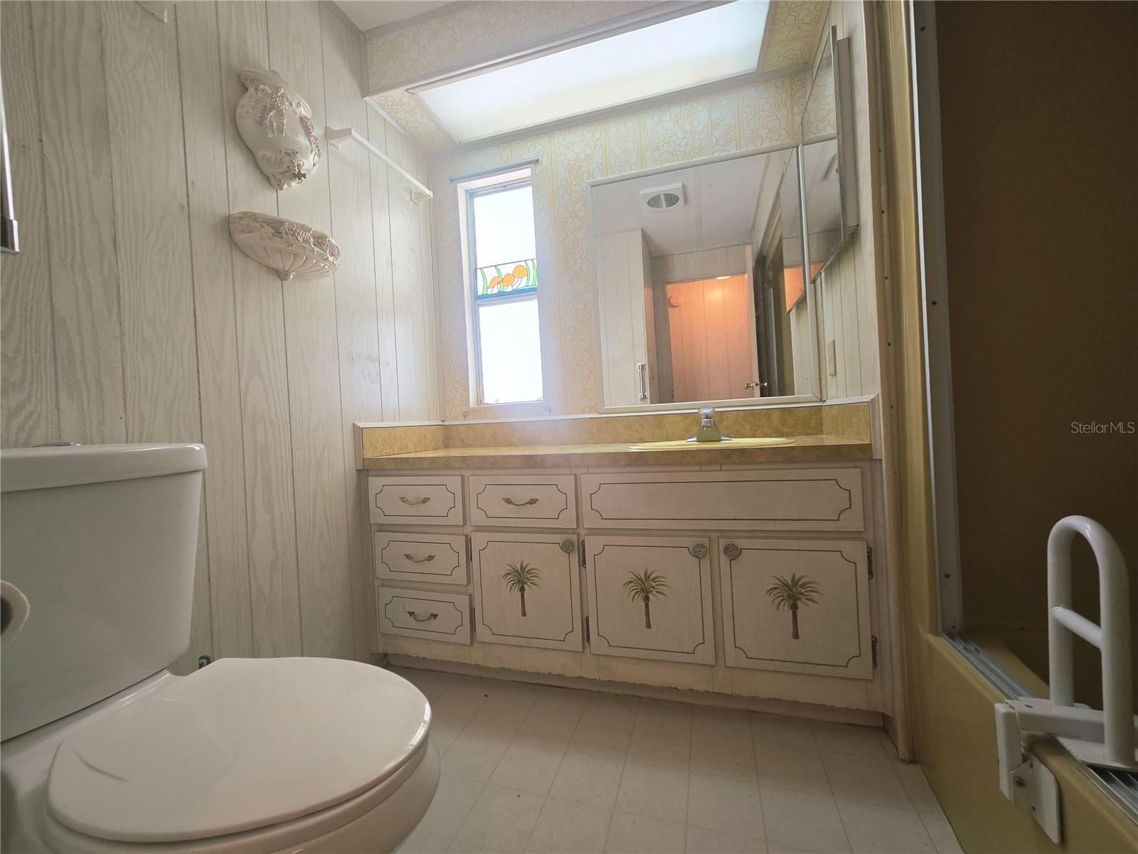 STONEHEDGE ON THE HILL M/H PARK CO-OP UNREC - Residential