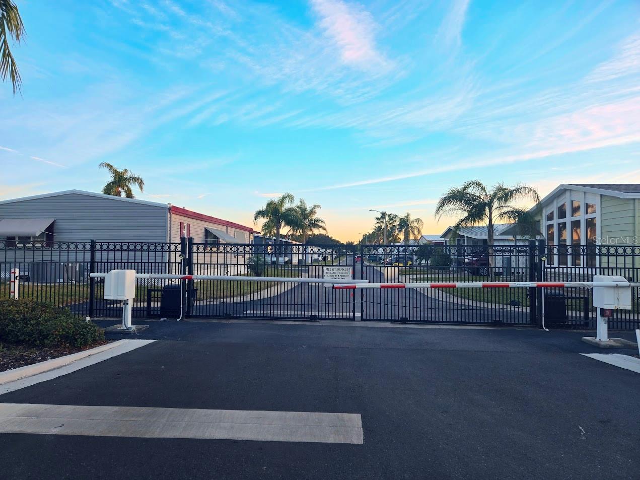 STONEHEDGE ON THE HILL M/H PARK CO-OP UNREC - Residential