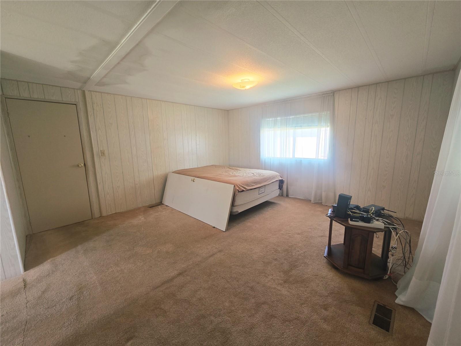 STONEHEDGE ON THE HILL M/H PARK CO-OP UNREC - Residential