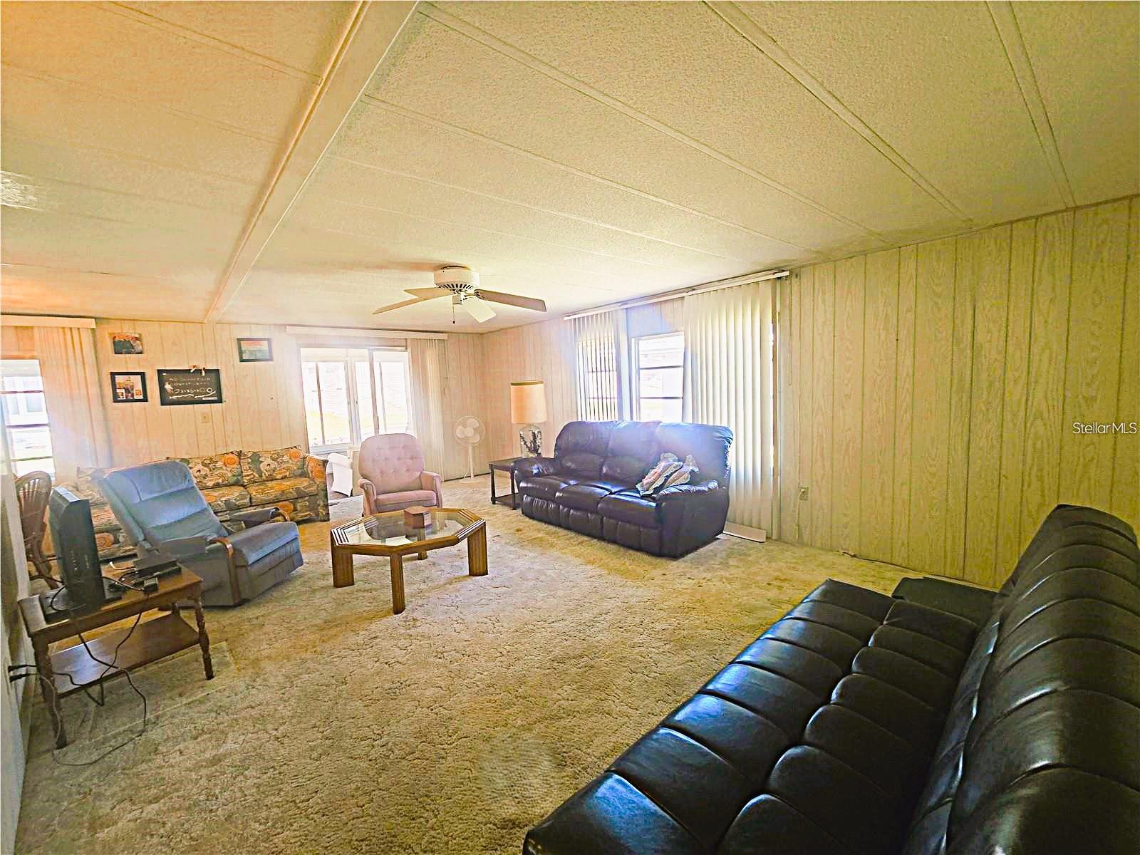 STONEHEDGE ON THE HILL M/H PARK CO-OP UNREC - Residential