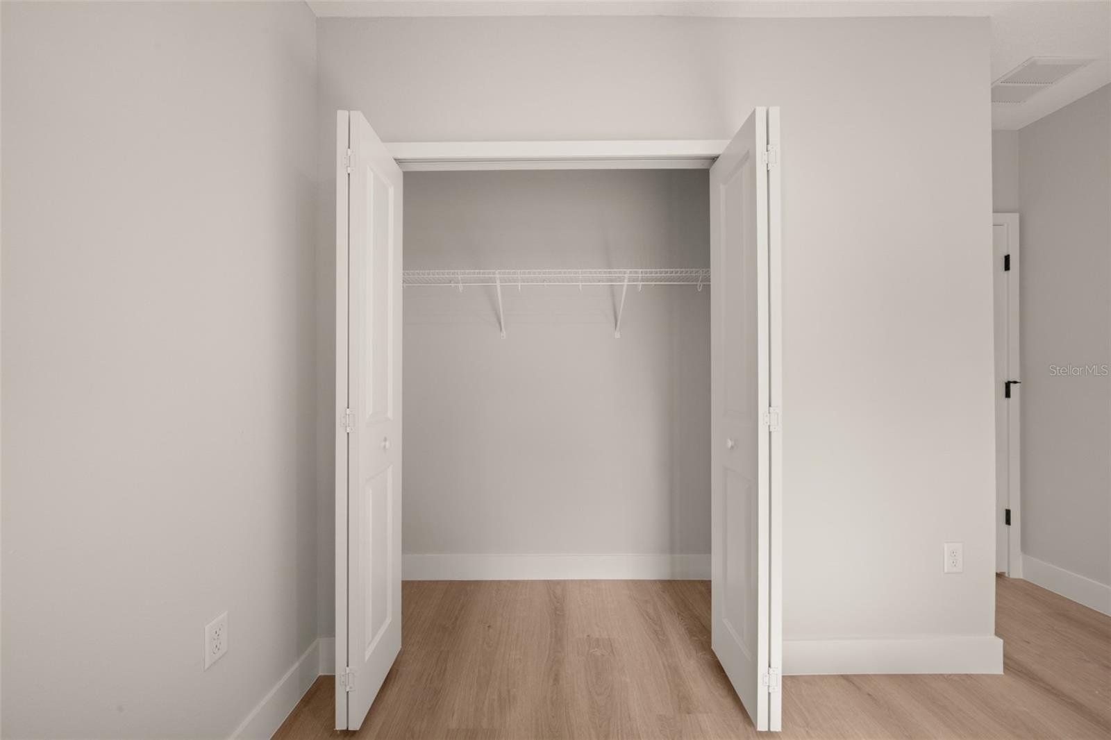 SUN N LAKE - Residential