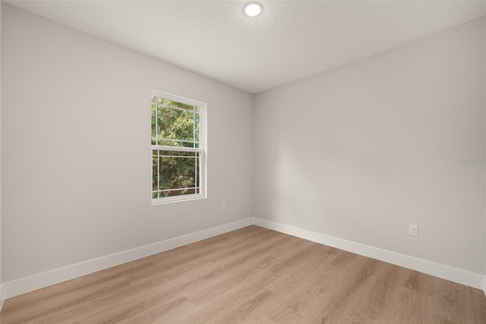 SUN N LAKE - Residential