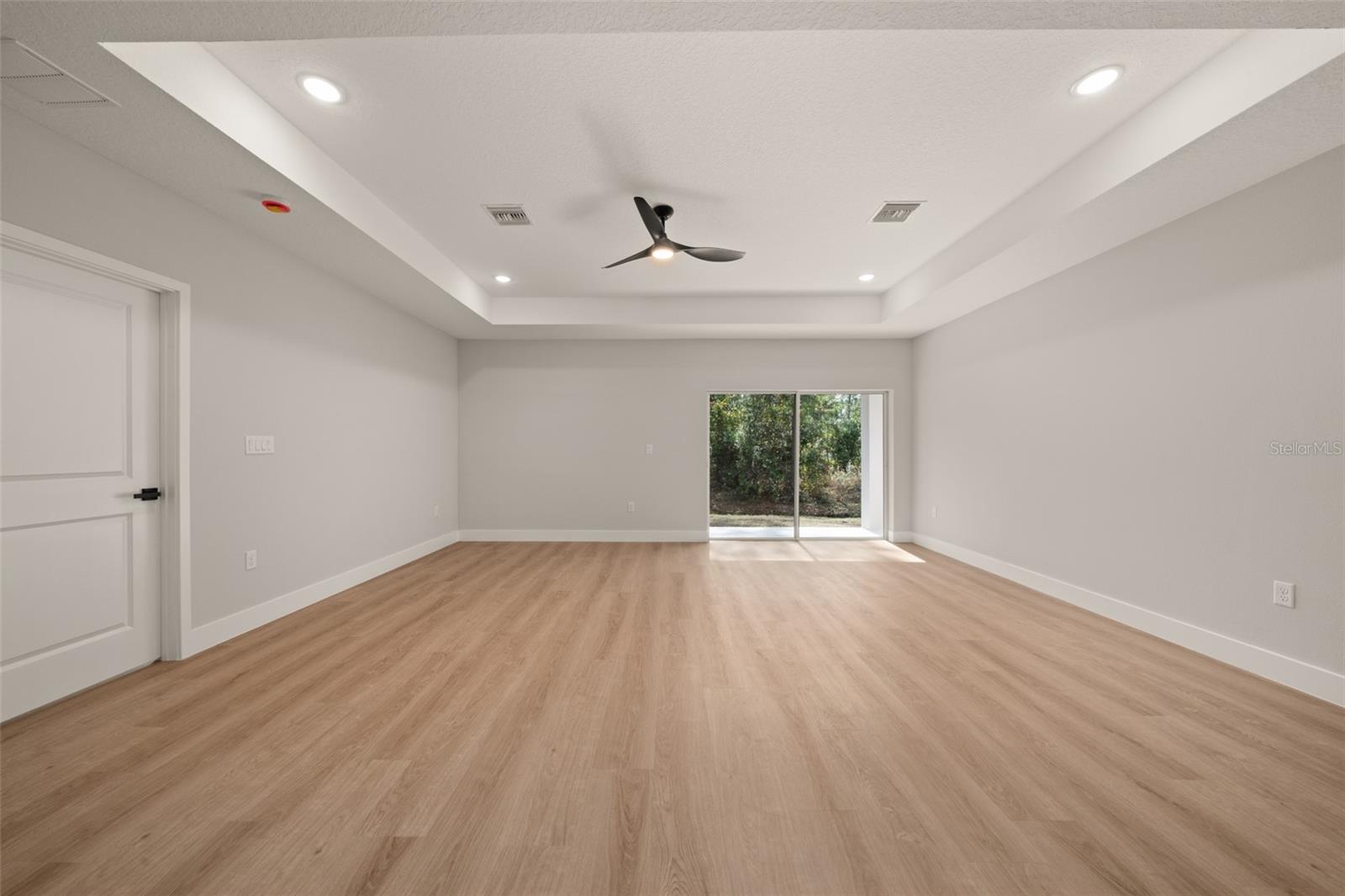 SUN N LAKE - Residential