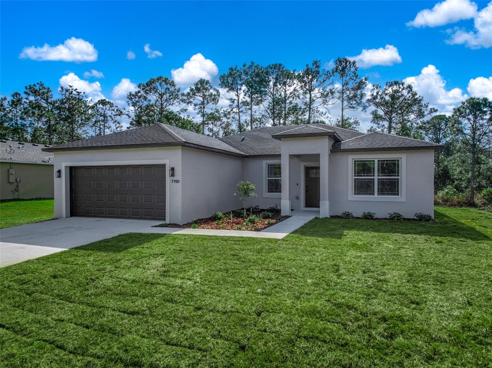 SUN N LAKE - Residential