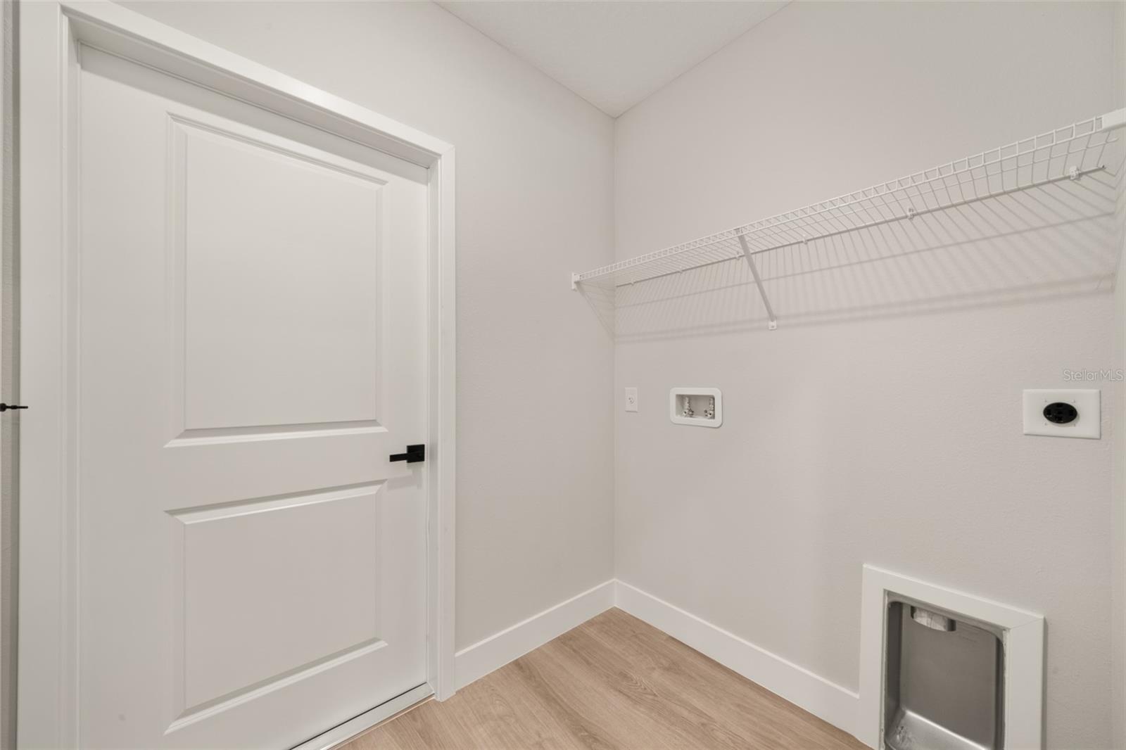 SUN N LAKE - Residential