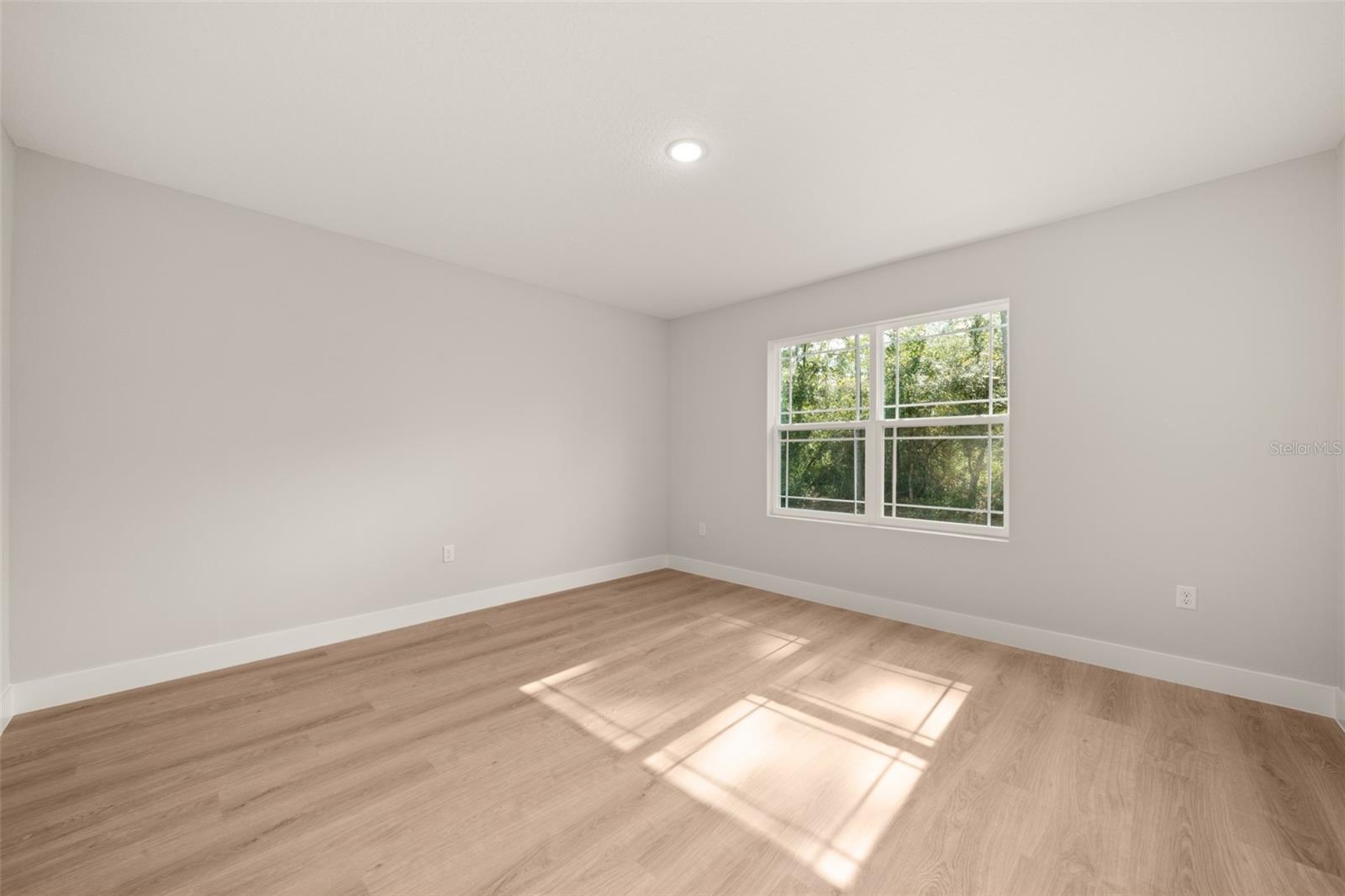 SUN N LAKE - Residential