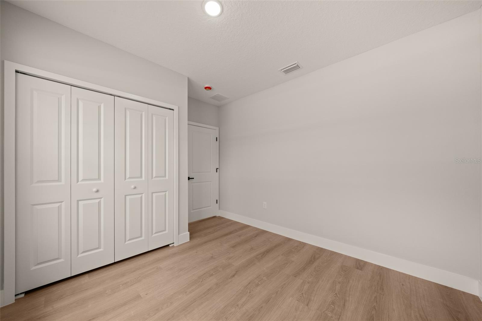 SUN N LAKE - Residential