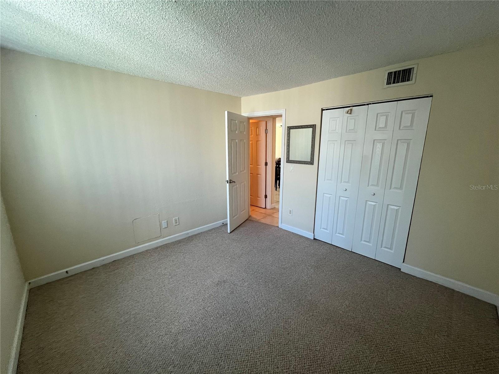 SARASOTA PALMS - Residential Lease