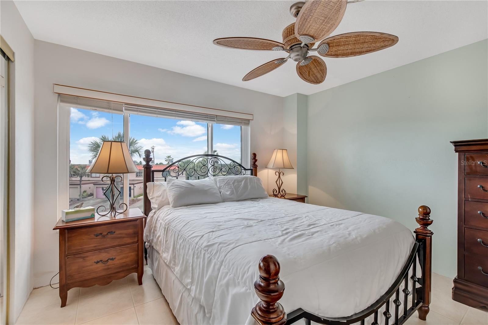 OCEAN VIEW MANOR - Residential Lease