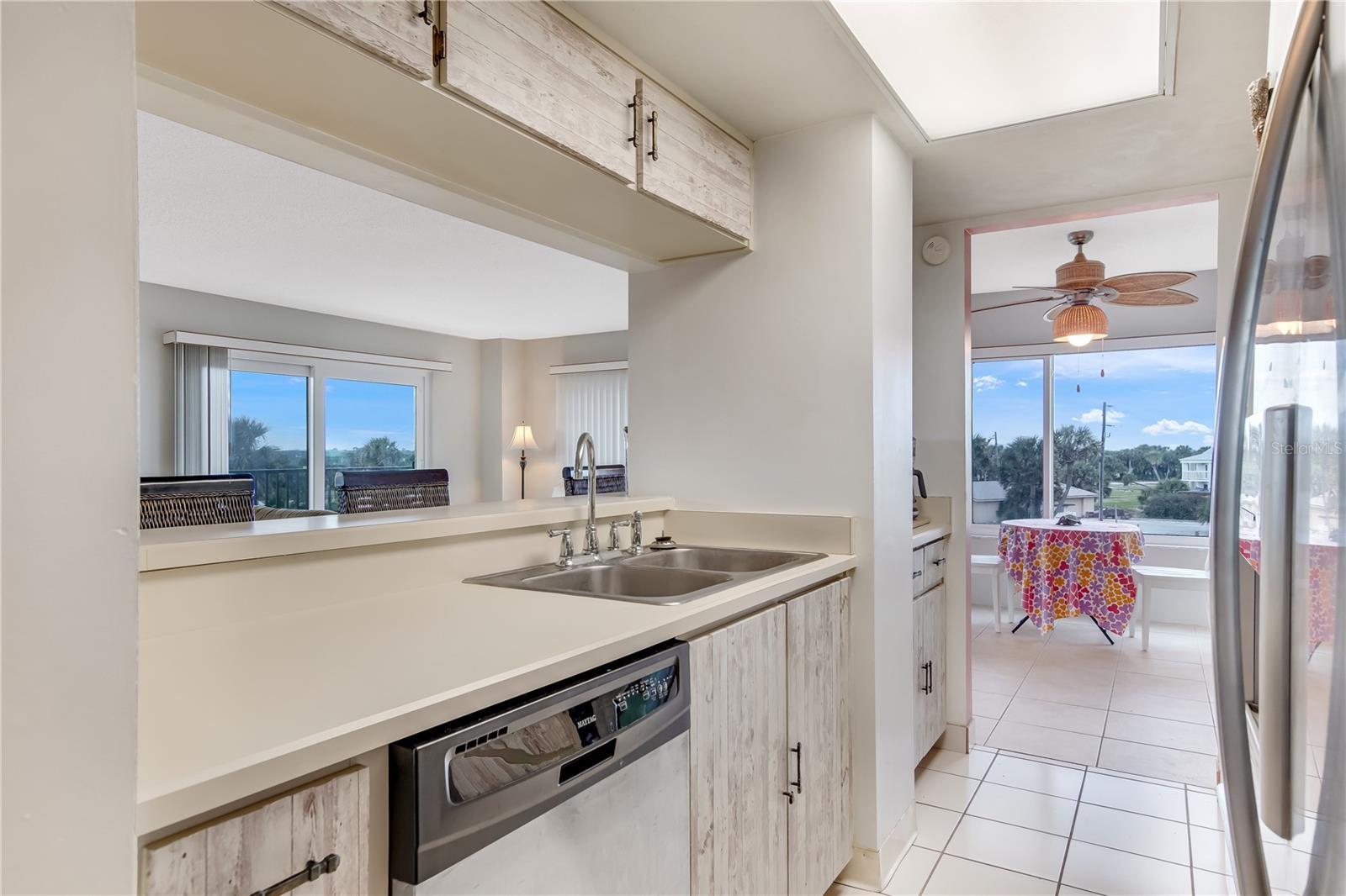 OCEAN VIEW MANOR - Residential Lease