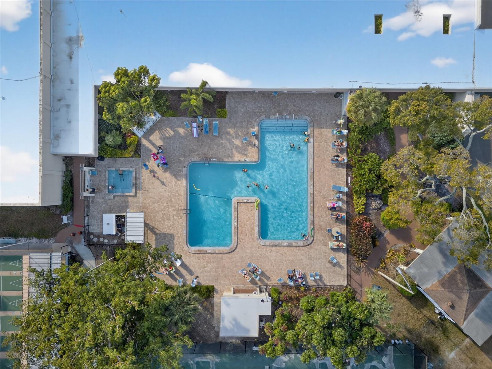 FIVE TOWNS OF ST PETE - Residential