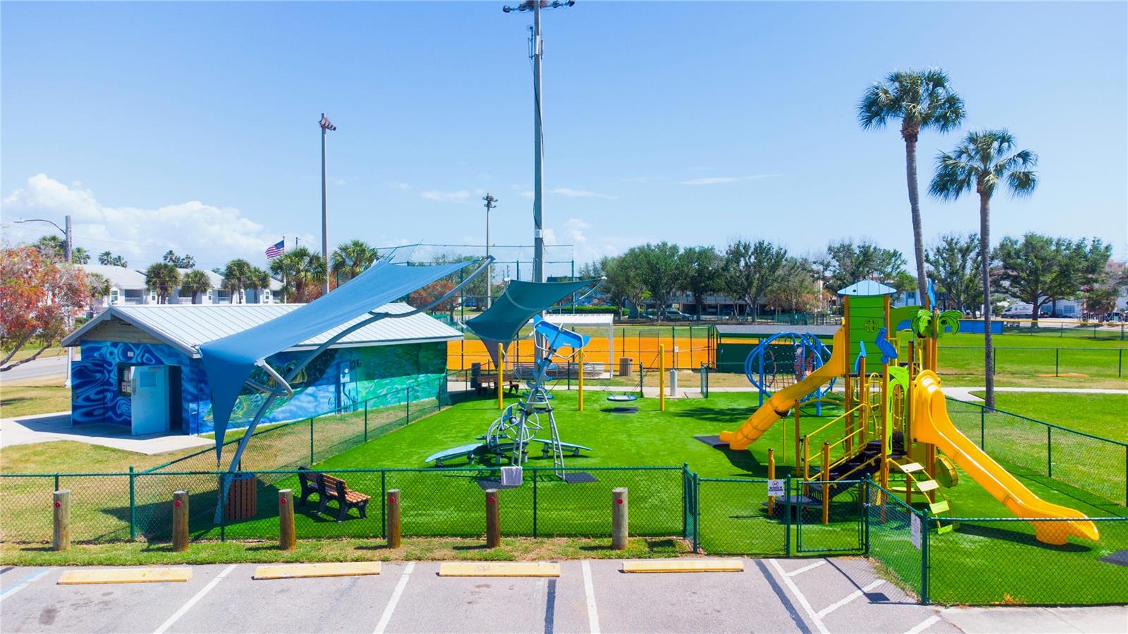 CAPRI HARBOR CONDO - Residential