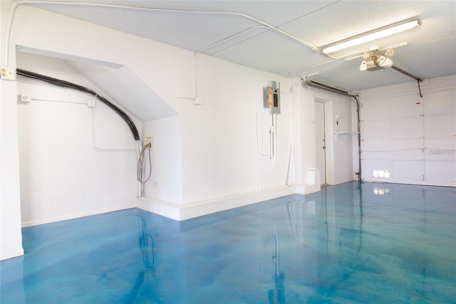 CAPRI HARBOR CONDO - Residential